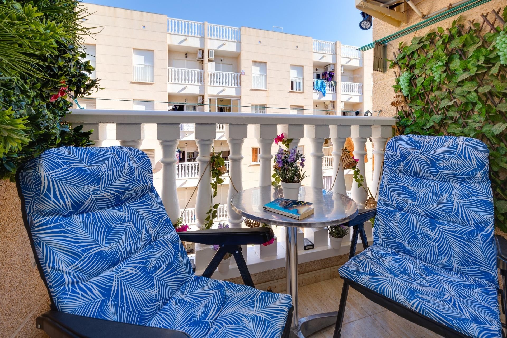 Herverkoop - Appartement / Flat -
Torrevieja - Estacion de autobuses