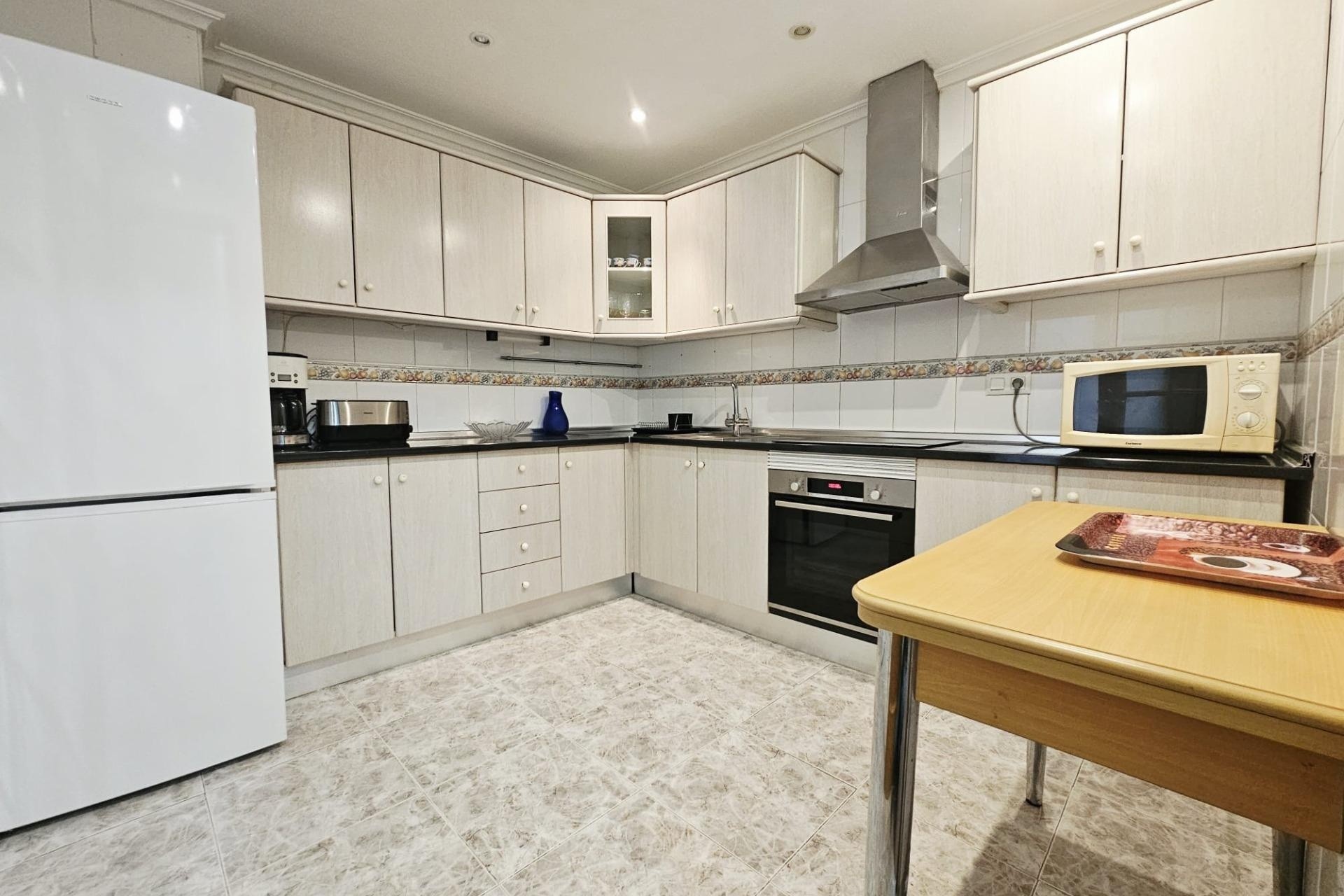 Herverkoop - Appartement / Flat -
Torrevieja - Estacion de autobuses
