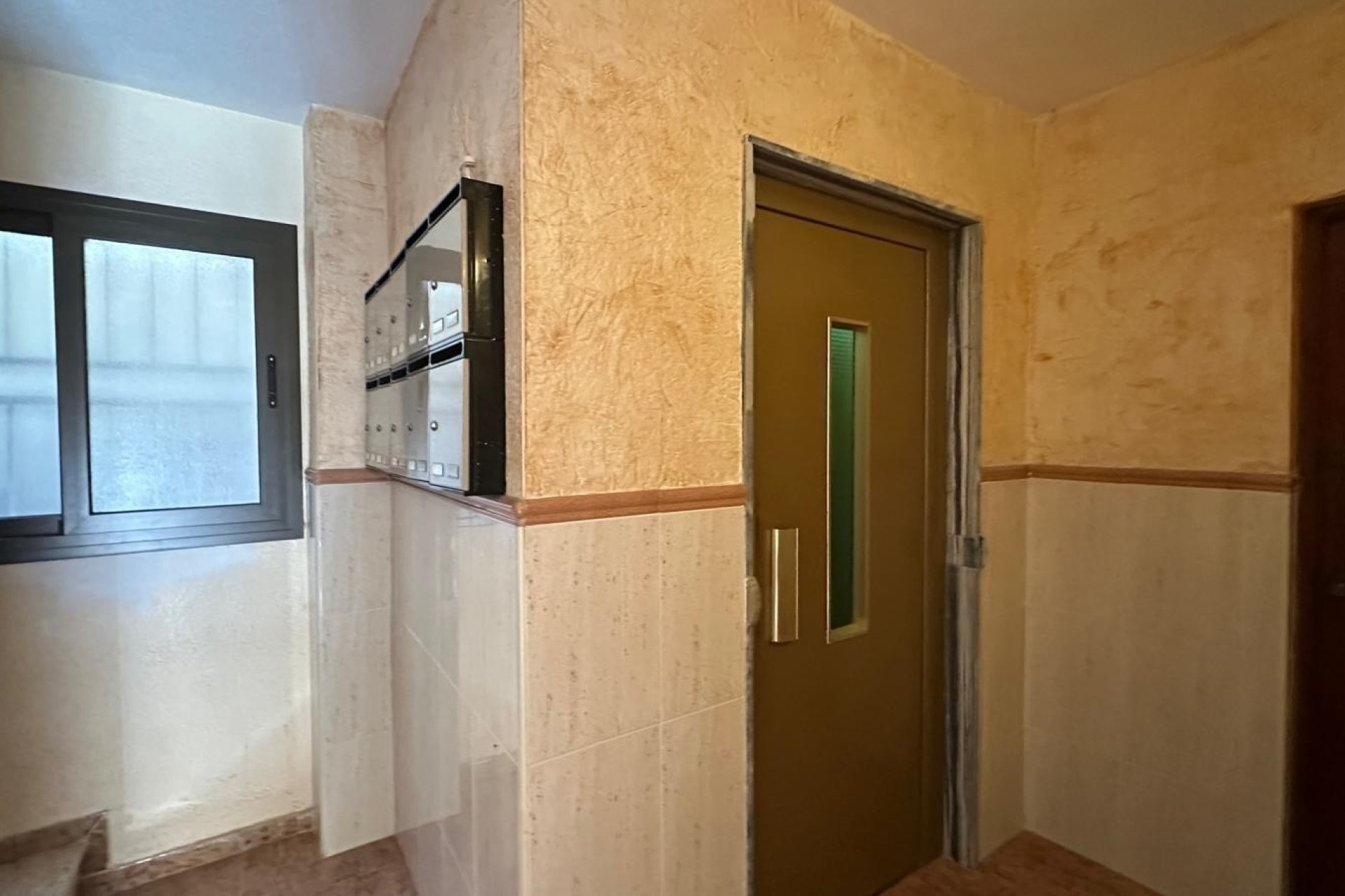 Herverkoop - Appartement / Flat -
Torrevieja - Estacion de autobuses
