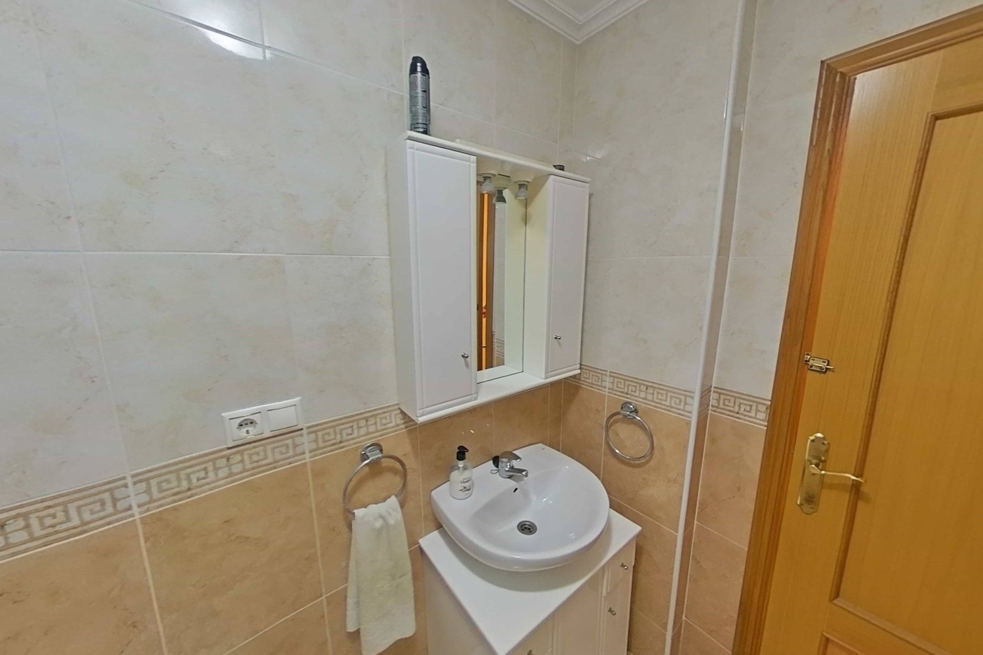 Herverkoop - Appartement / Flat -
Torrevieja - Estacion de autobuses