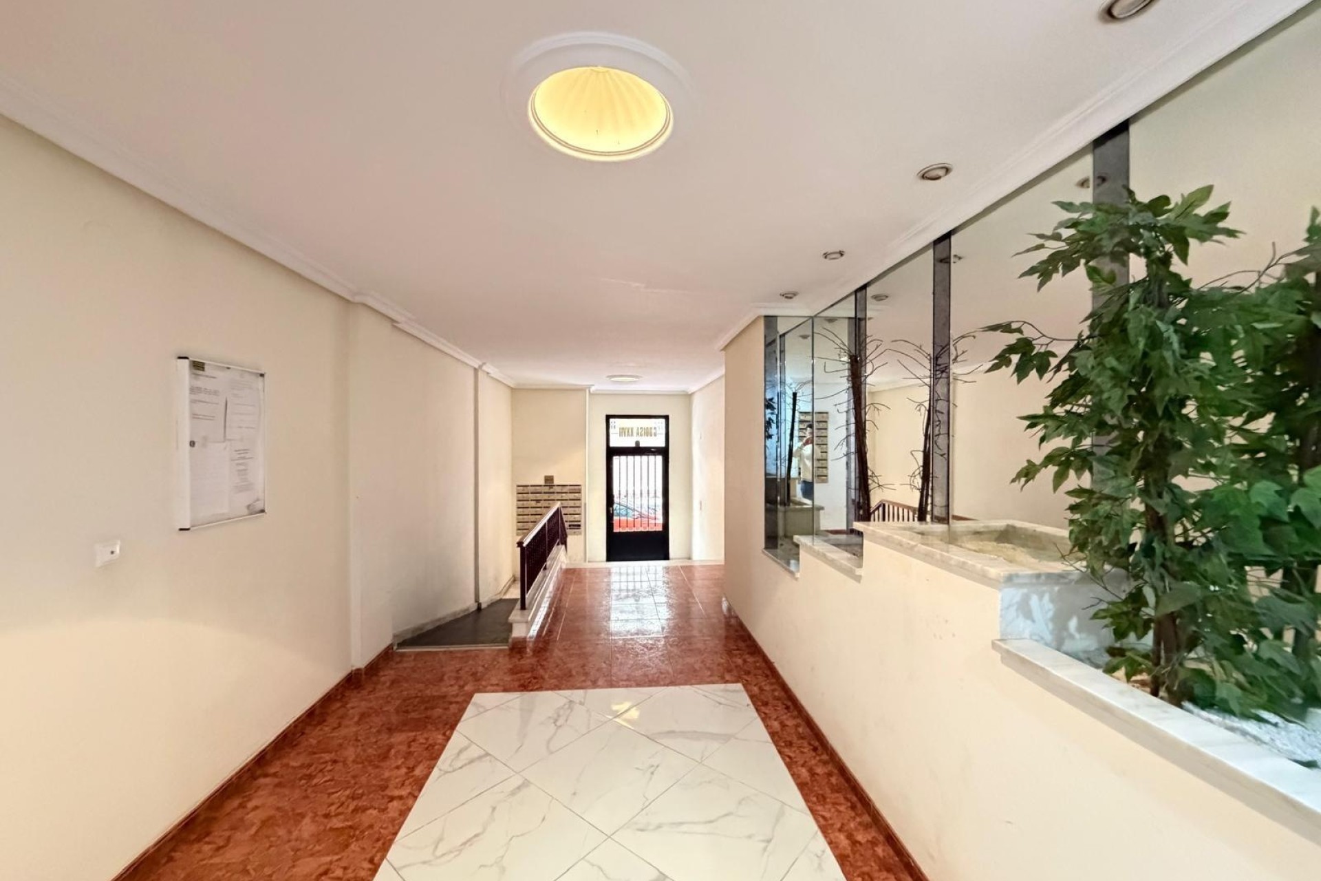 Herverkoop - Appartement / Flat -
Torrevieja - Estacion de autobuses