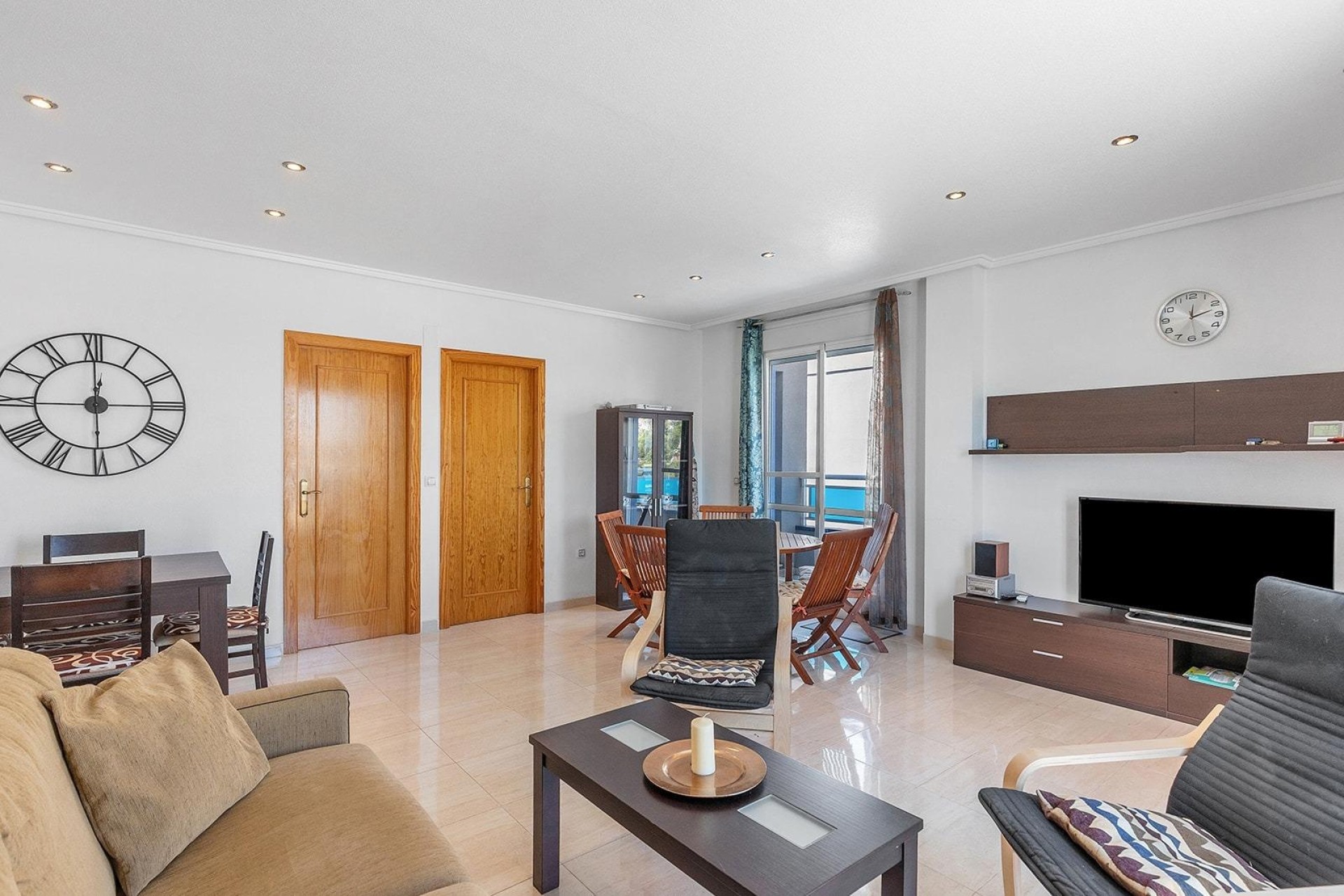 Herverkoop - Appartement / Flat -
Torrevieja - Estacion de autobuses