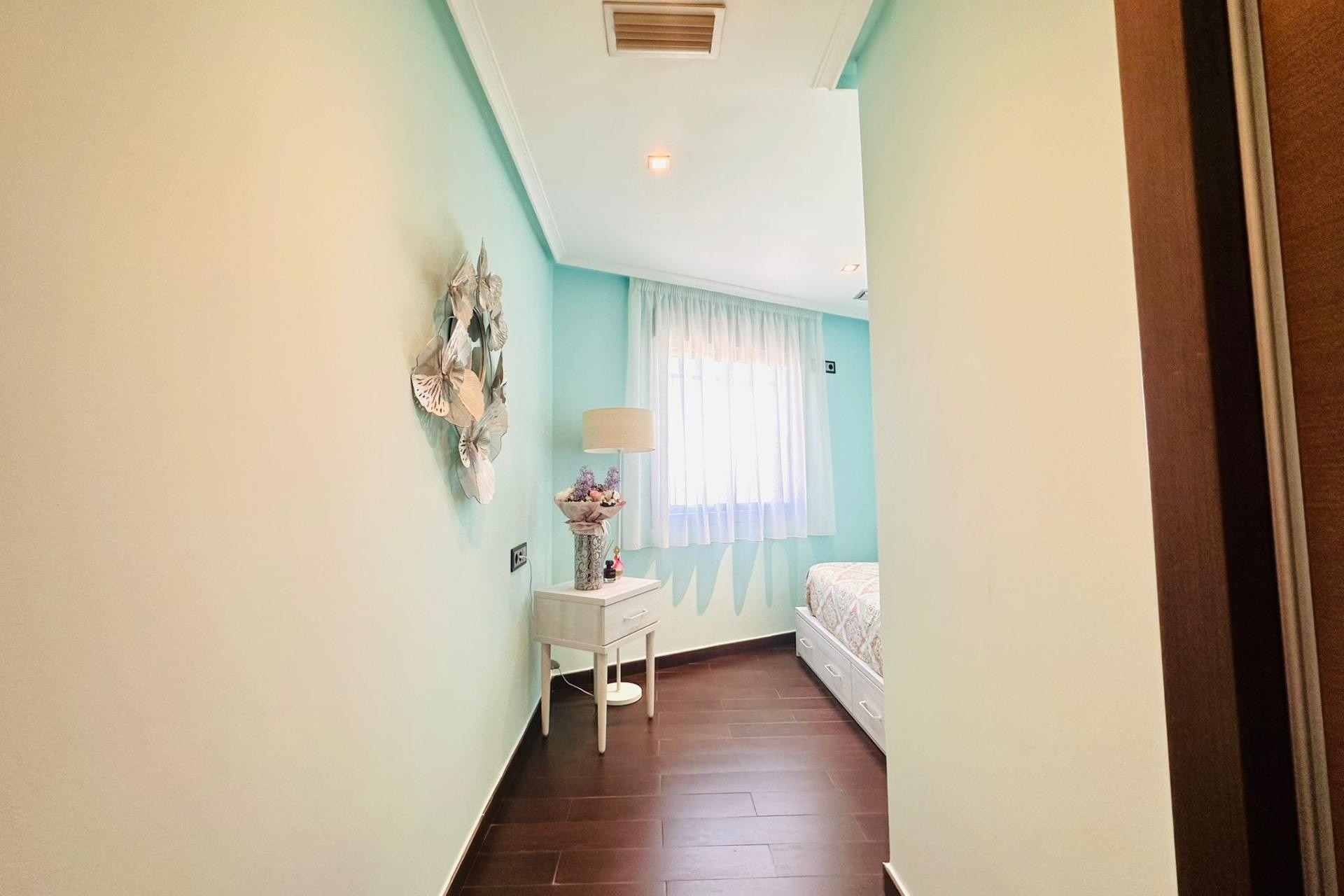 Herverkoop - Appartement / Flat -
Torrevieja - Estacion de autobuses