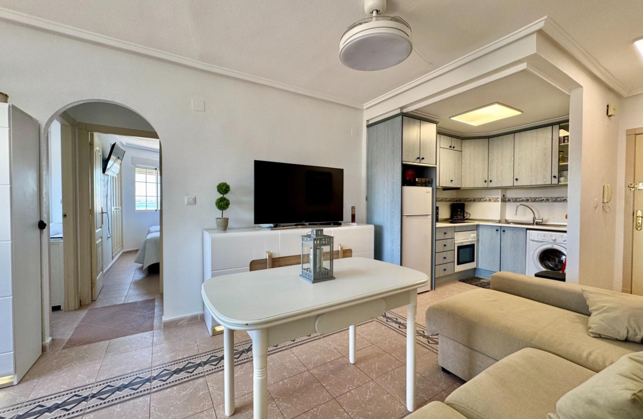 Herverkoop - Appartement / Flat -
Torrevieja - Gaspar Perrelló