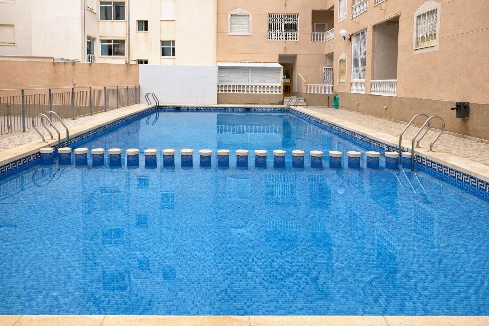 Herverkoop - Appartement / Flat -
Torrevieja - Habaneras