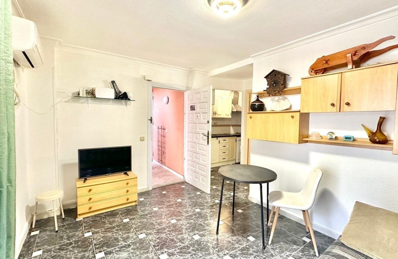 Herverkoop - Appartement / Flat -
Torrevieja - La Mata pueblo