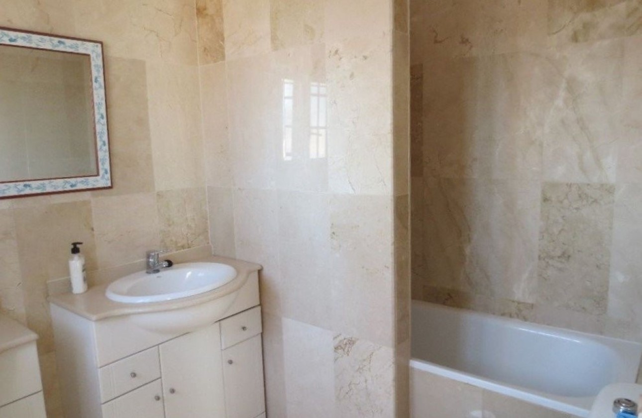Herverkoop - Appartement / Flat -
Torrevieja - La Mata