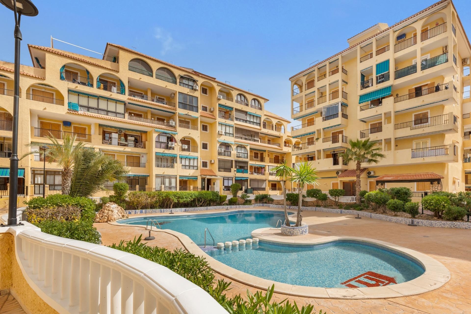 Herverkoop - Appartement / Flat -
Torrevieja - La Mata
