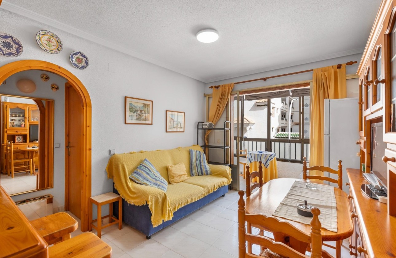 Herverkoop - Appartement / Flat -
Torrevieja - La Mata