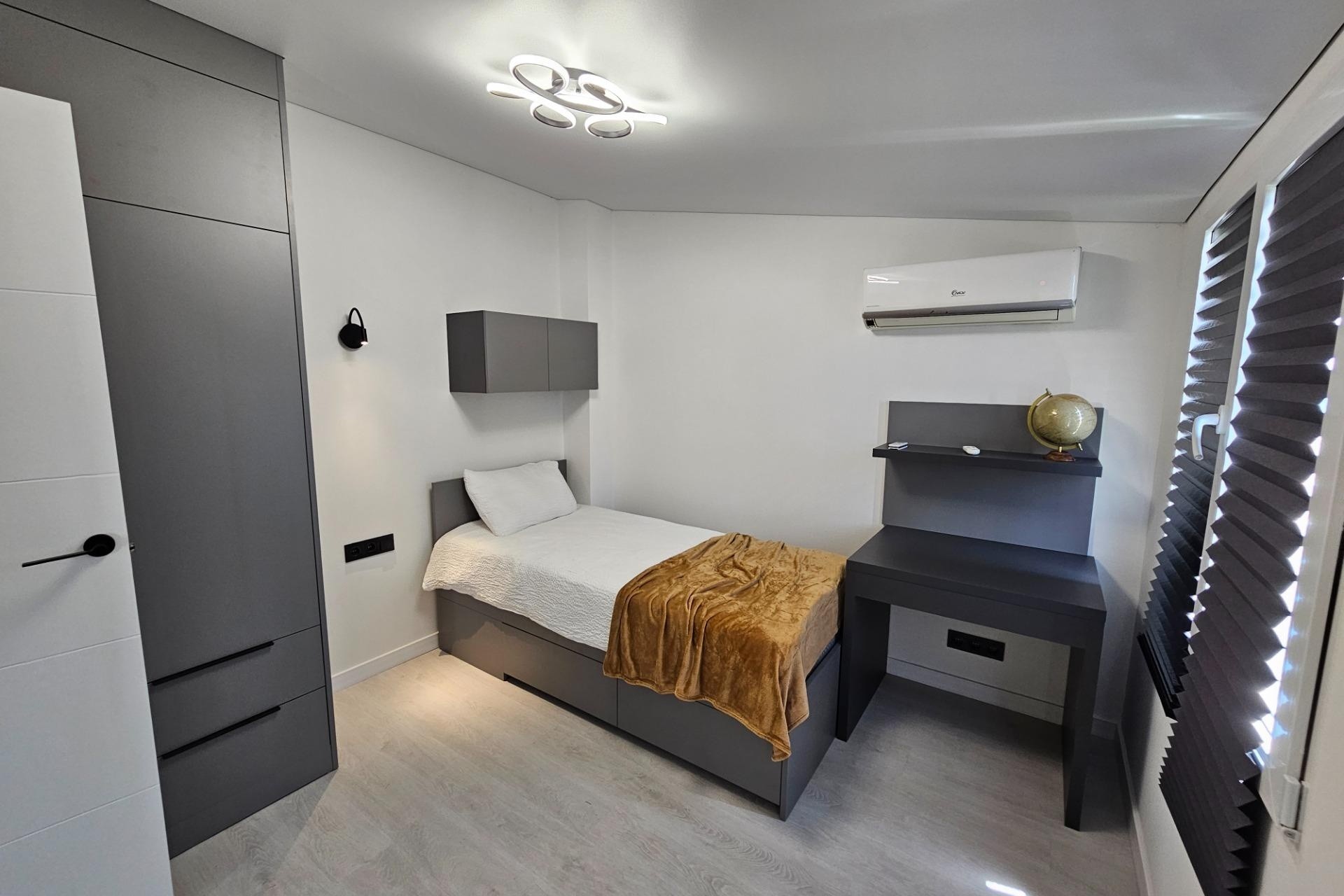 Herverkoop - Appartement / Flat -
Torrevieja - La Mata