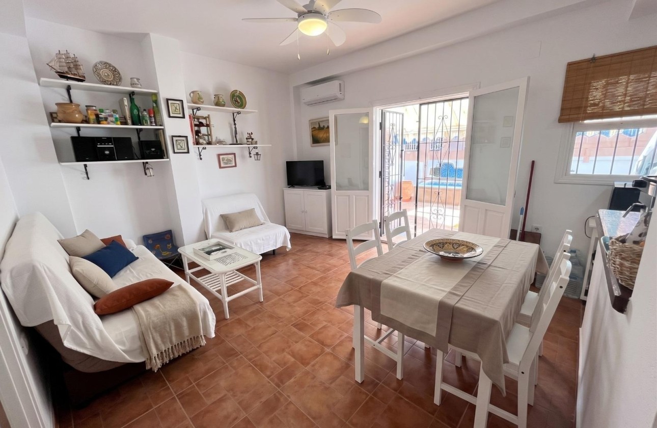 Herverkoop - Appartement / Flat -
Torrevieja - La Mata