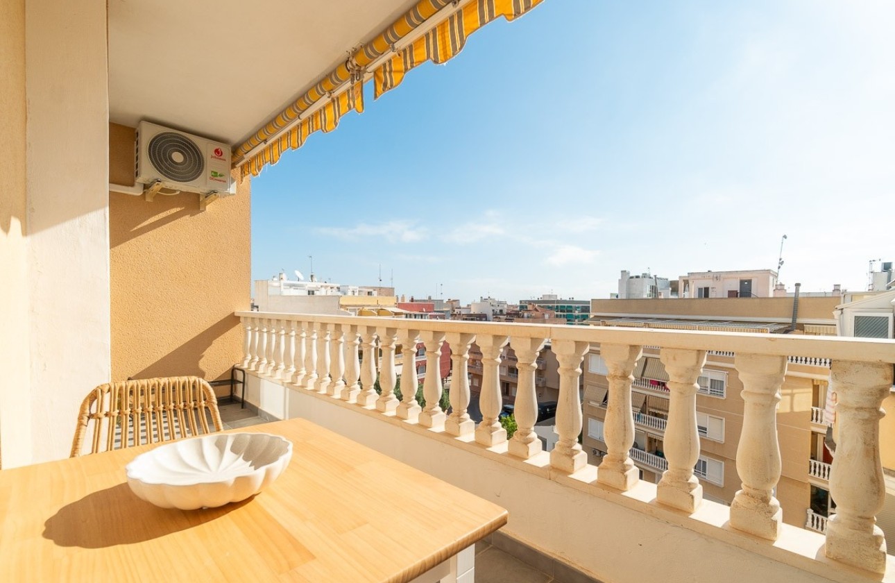 Herverkoop - Appartement / Flat -
Torrevieja - La Mata