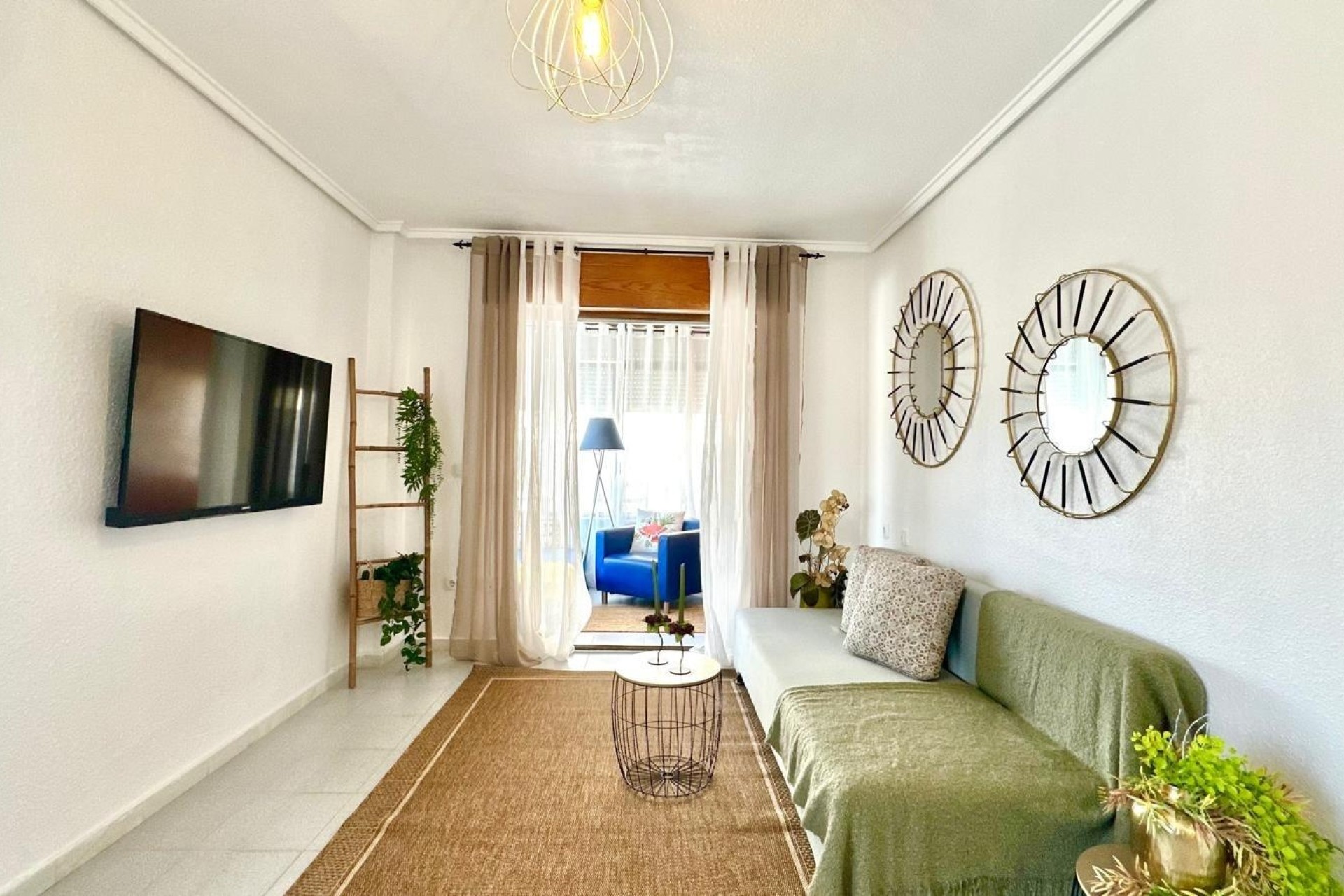 Herverkoop - Appartement / Flat -
Torrevieja - La Siesta - El Salado - Torreta