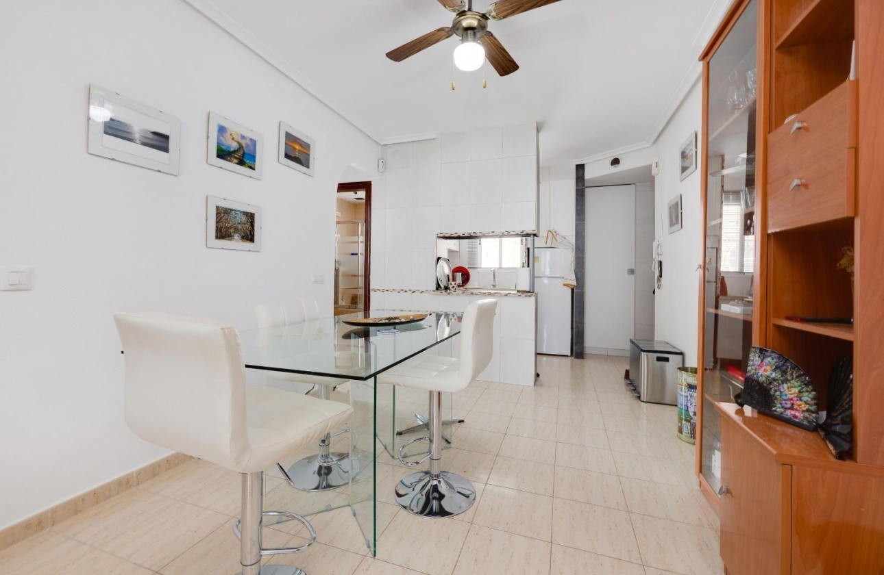 Herverkoop - Appartement / Flat -
Torrevieja - La Siesta - El Salado - Torreta