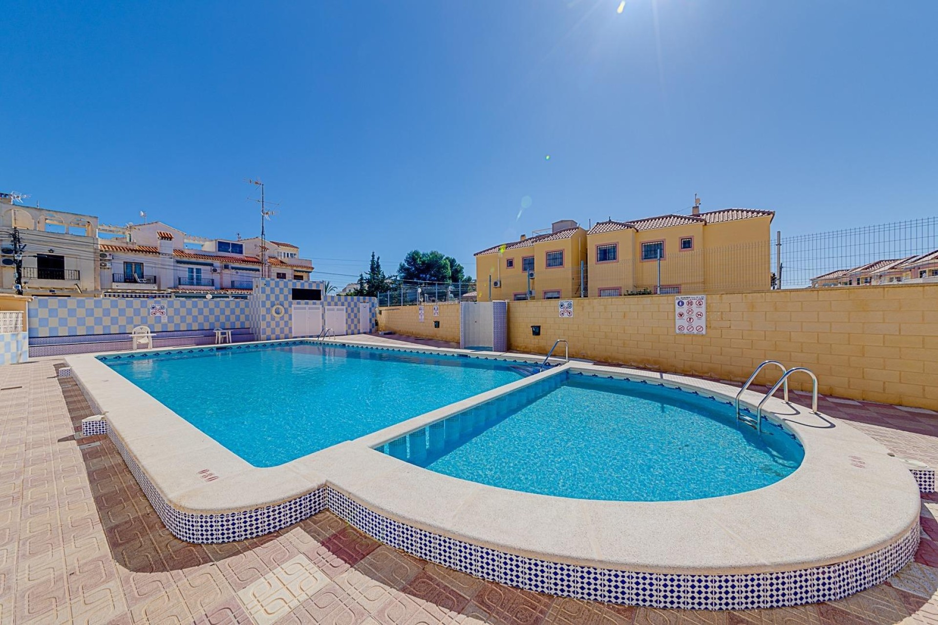 Herverkoop - Appartement / Flat -
Torrevieja - La Siesta - El Salado - Torreta