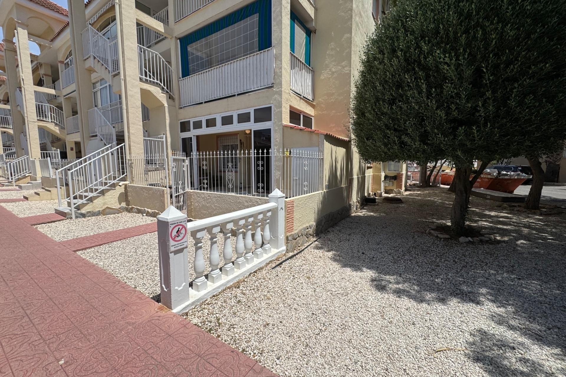 Herverkoop - Appartement / Flat -
Torrevieja - La Siesta - El Salado - Torreta
