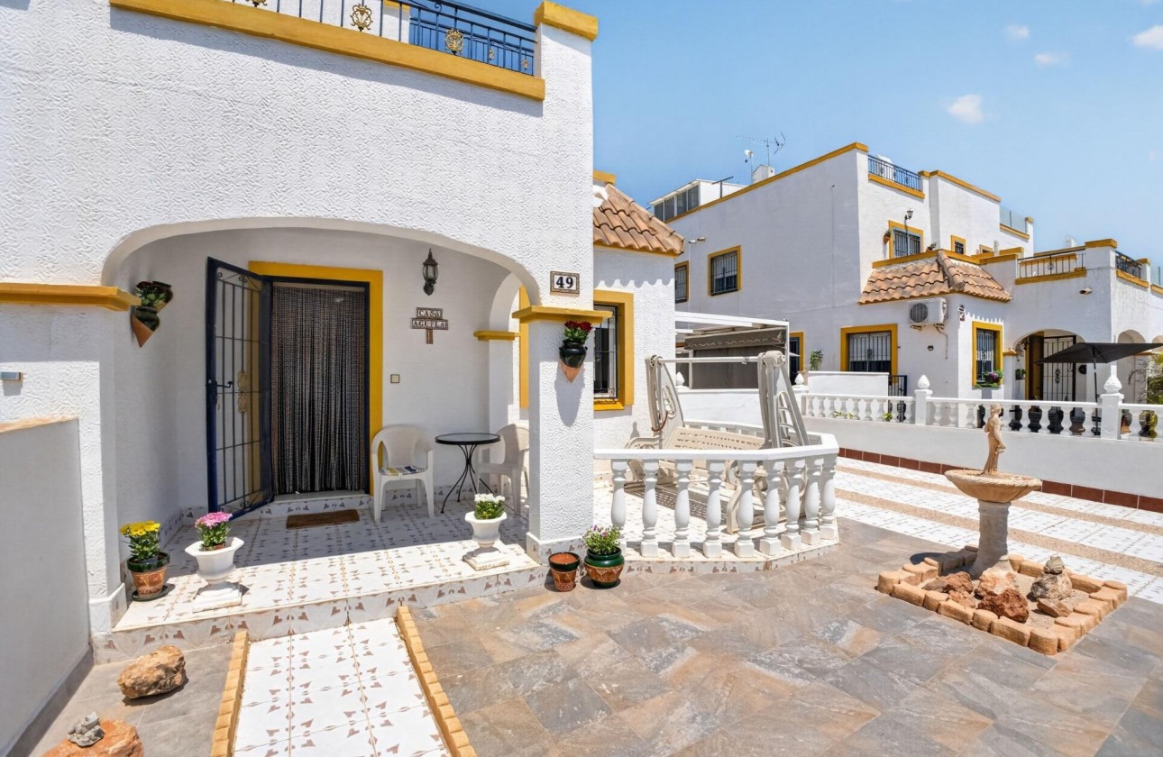Herverkoop - Appartement / Flat -
Torrevieja - La Siesta - El Salado - Torreta