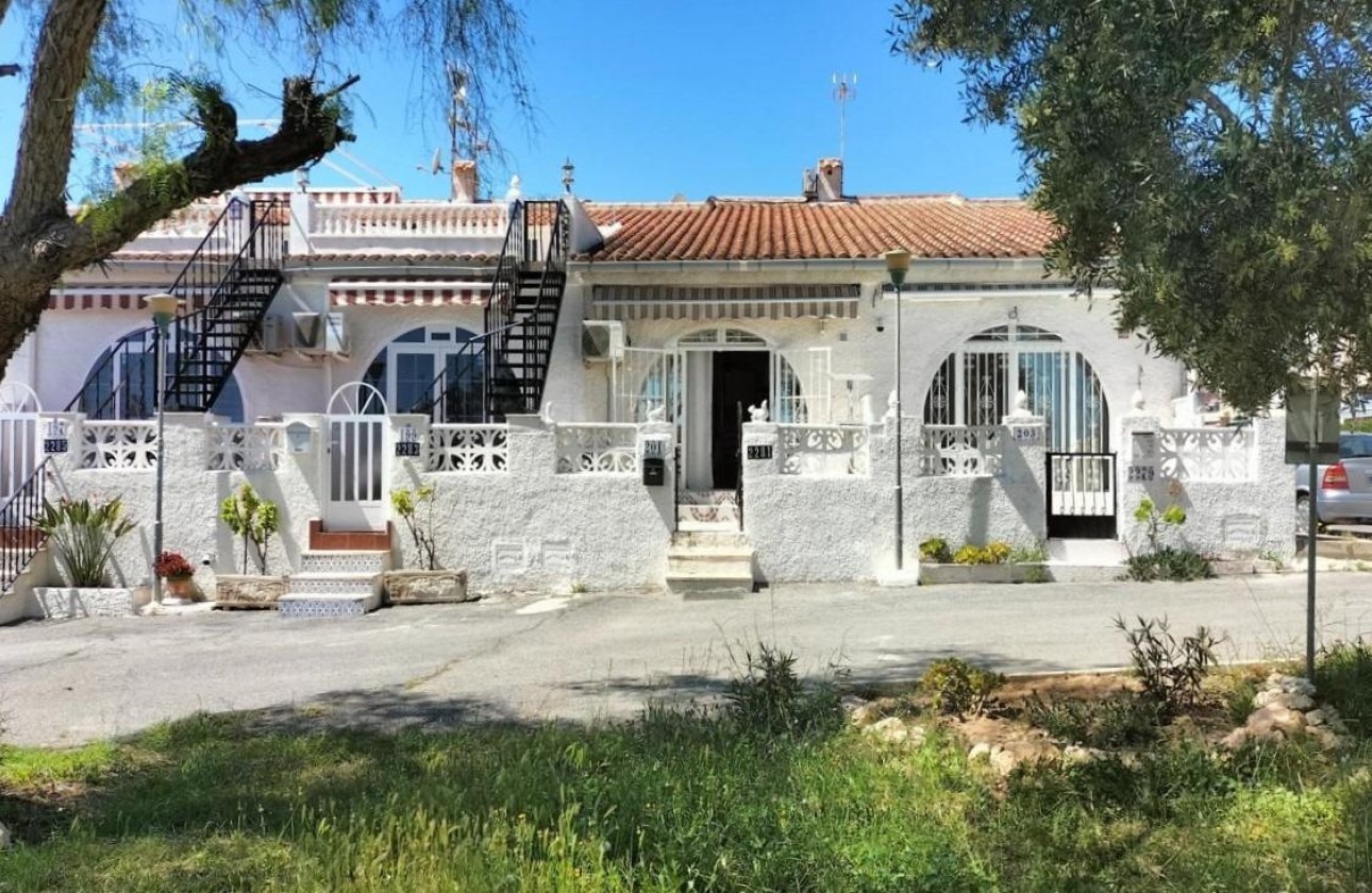 Herverkoop - Appartement / Flat -
Torrevieja - La Siesta - El Salado - Torreta