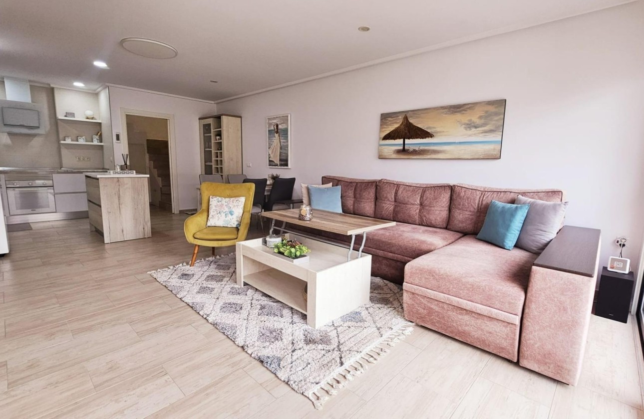 Herverkoop - Appartement / Flat -
Torrevieja - La Siesta