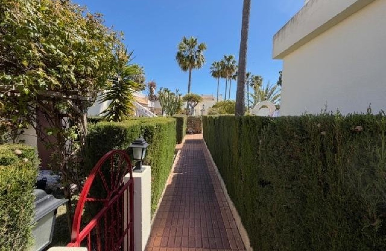 Herverkoop - Appartement / Flat -
Torrevieja - La Siesta