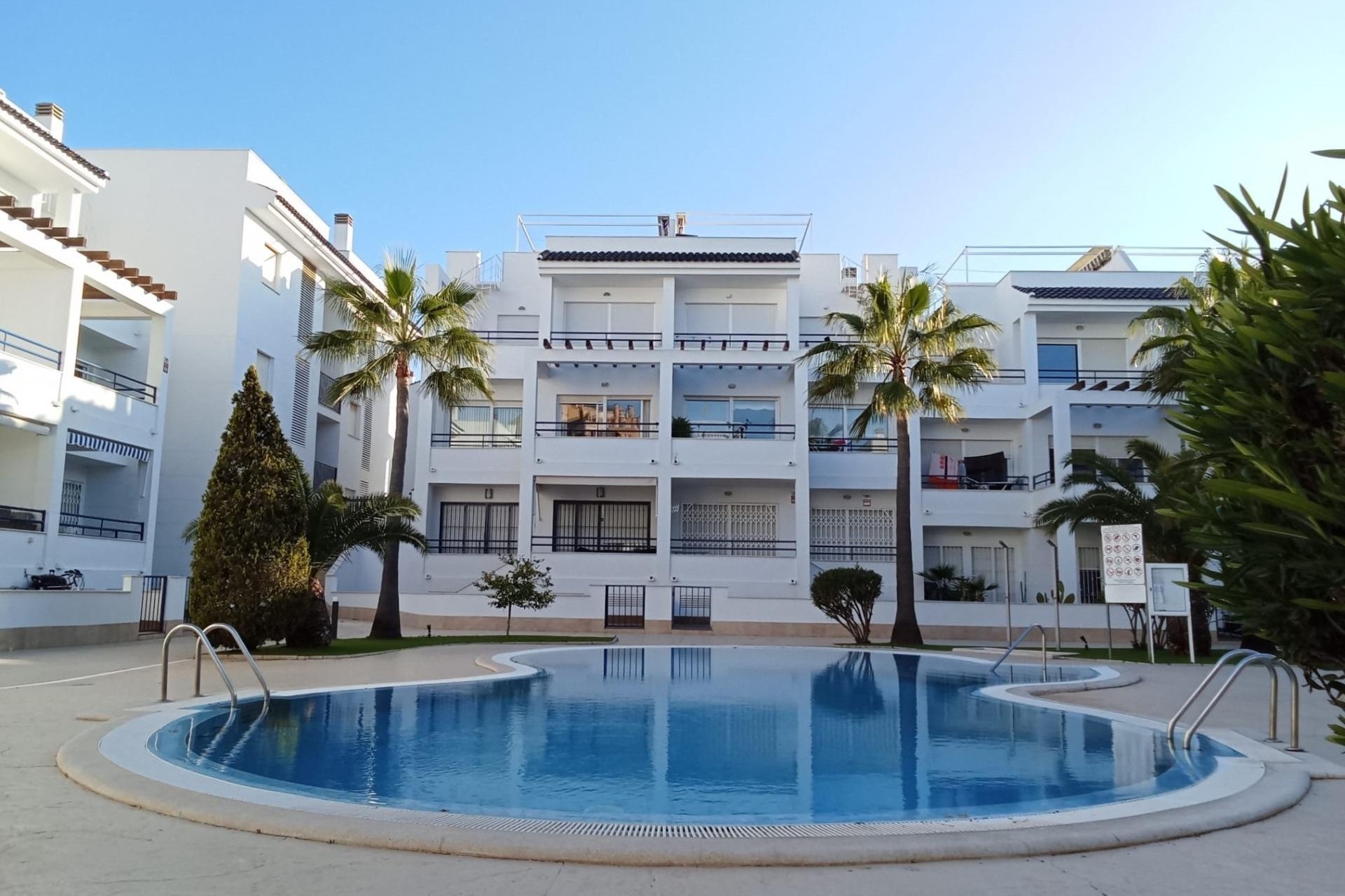 Herverkoop - Appartement / Flat -
Torrevieja - La veleta