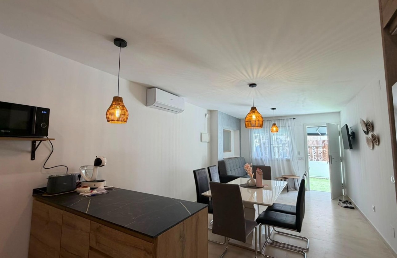 Herverkoop - Appartement / Flat -
Torrevieja - La Veleta