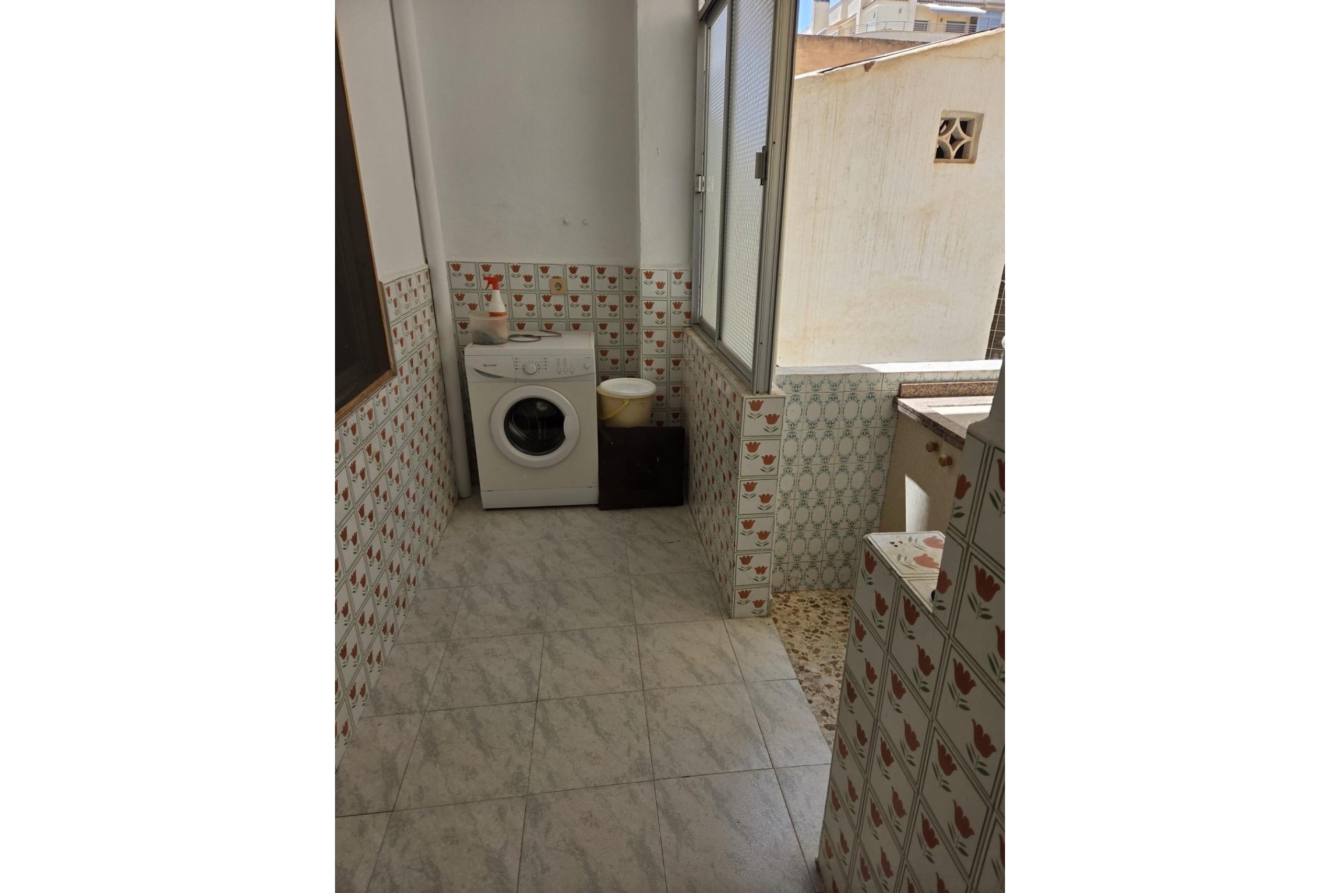 Herverkoop - Appartement / Flat -
Torrevieja - Las Piscinas Naturales