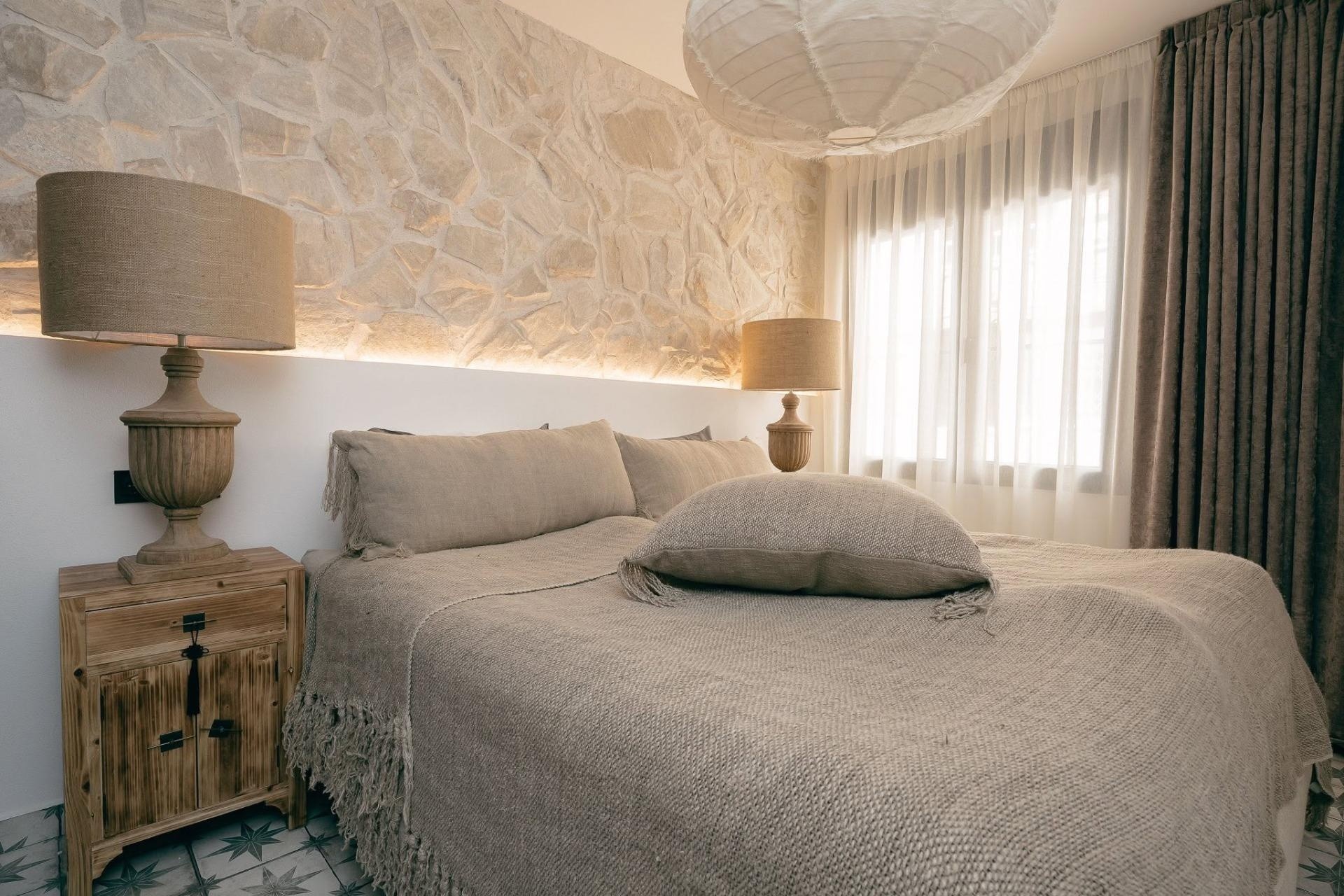 Herverkoop - Appartement / Flat -
Torrevieja - Las Piscinas Naturales