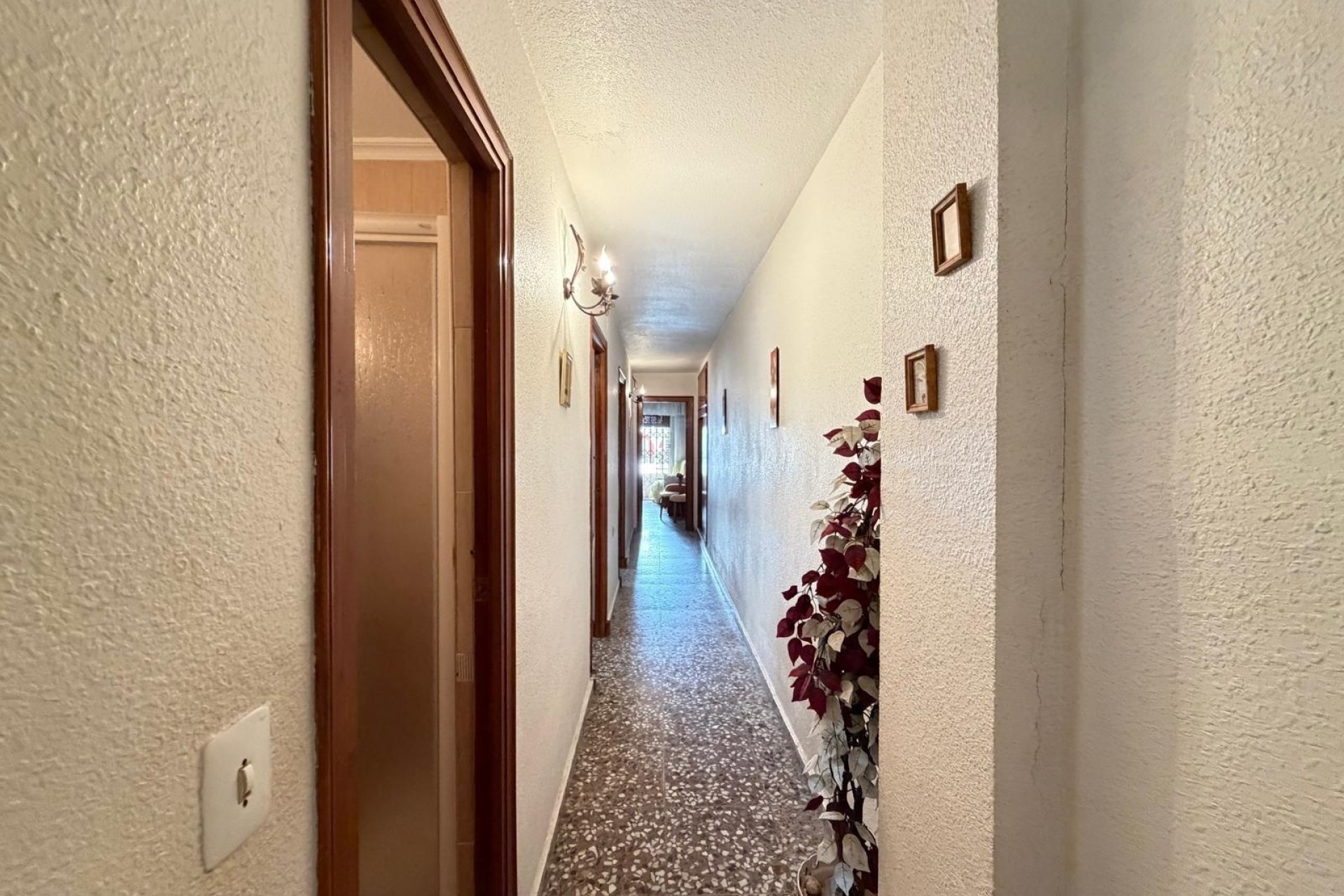 Herverkoop - Appartement / Flat -
Torrevieja - Las Piscinas Naturales