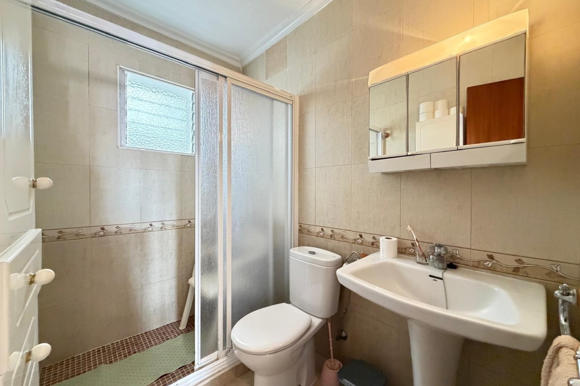 Herverkoop - Appartement / Flat -
Torrevieja - Las Piscinas Naturales