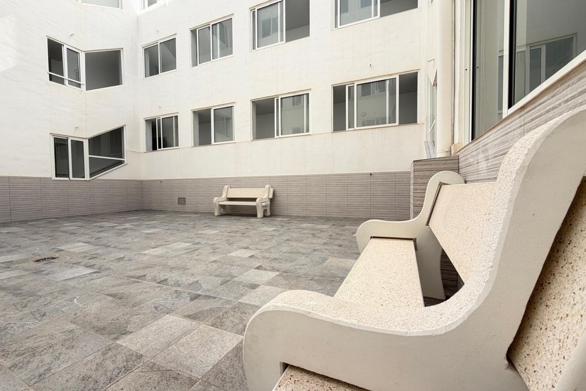 Herverkoop - Appartement / Flat -
Torrevieja - Las Piscinas Naturales