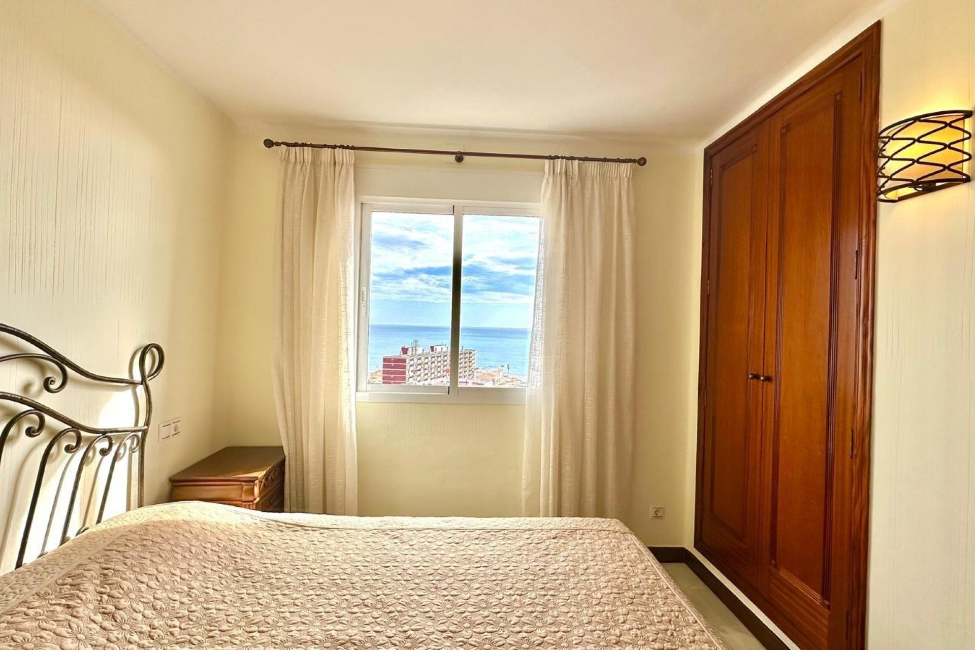 Herverkoop - Appartement / Flat -
Torrevieja - Los Frutales