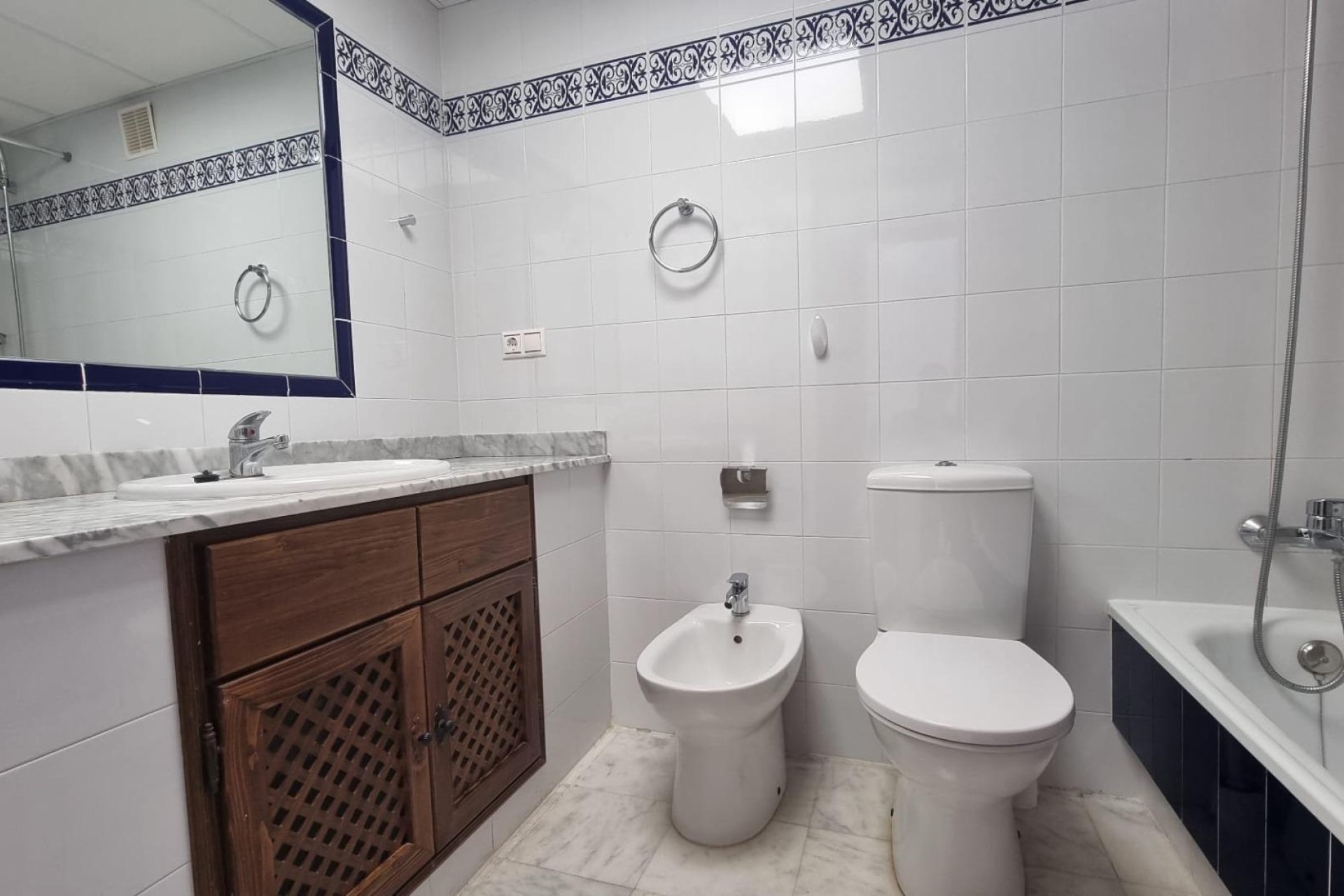Herverkoop - Appartement / Flat -
Torrevieja - Los Frutales