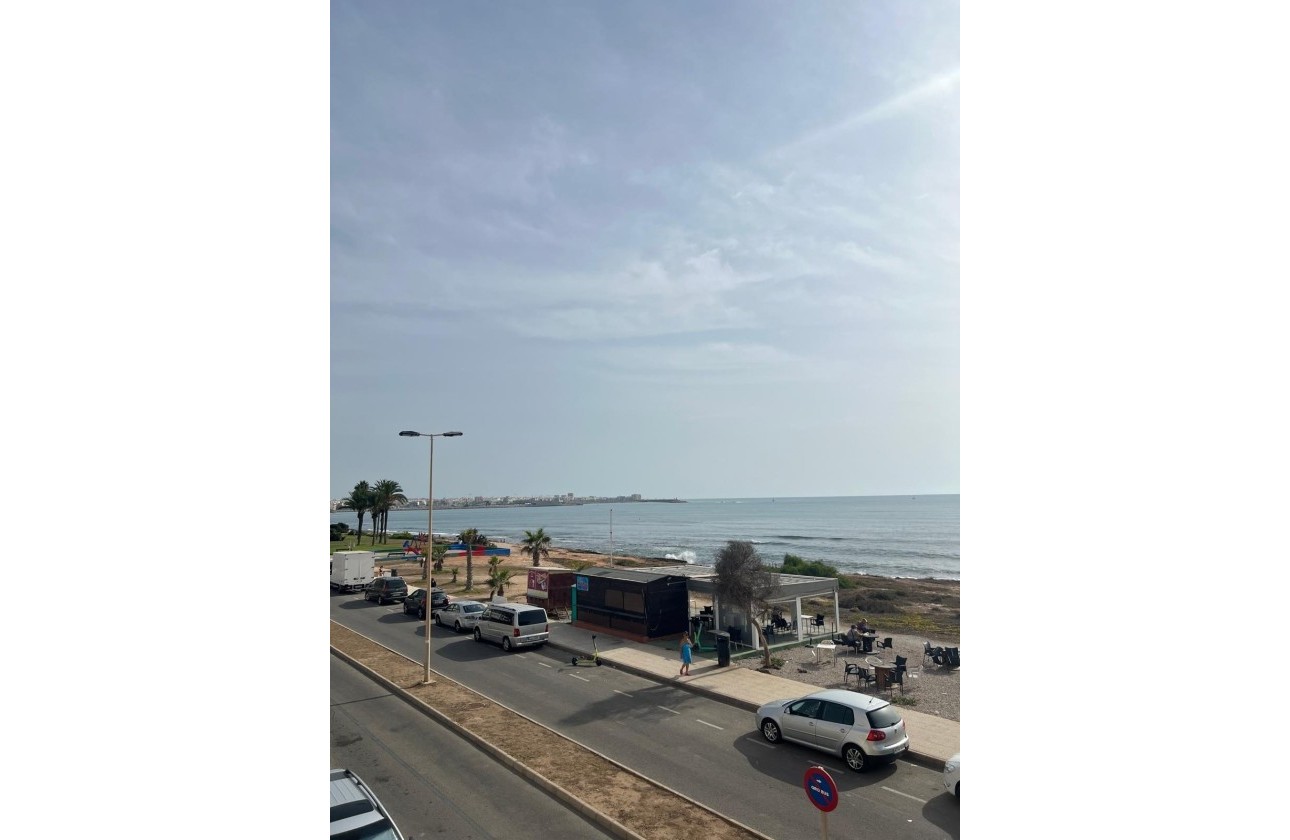 Herverkoop - Appartement / Flat -
Torrevieja - Mar azul
