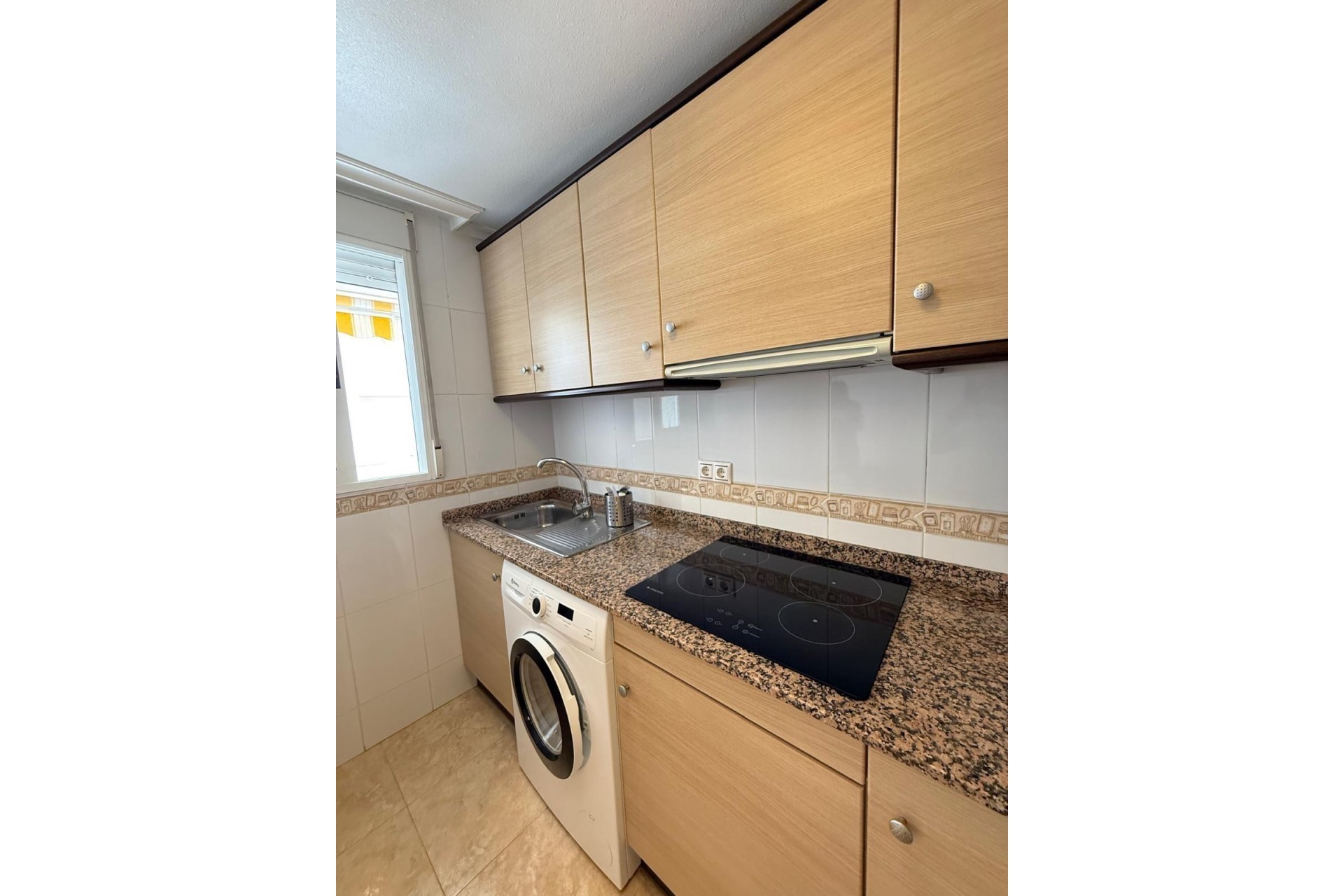 Herverkoop - Appartement / Flat -
Torrevieja - Nueva Torrevieja