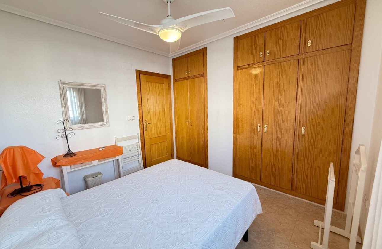 Herverkoop - Appartement / Flat -
Torrevieja - Nueva Torrevieja