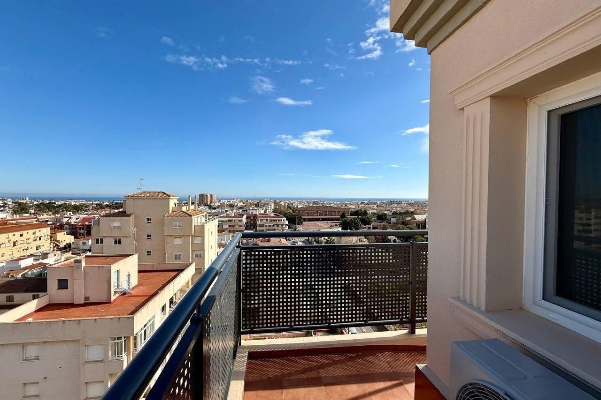 Herverkoop - Appartement / Flat -
Torrevieja - Nueva Torrevieja