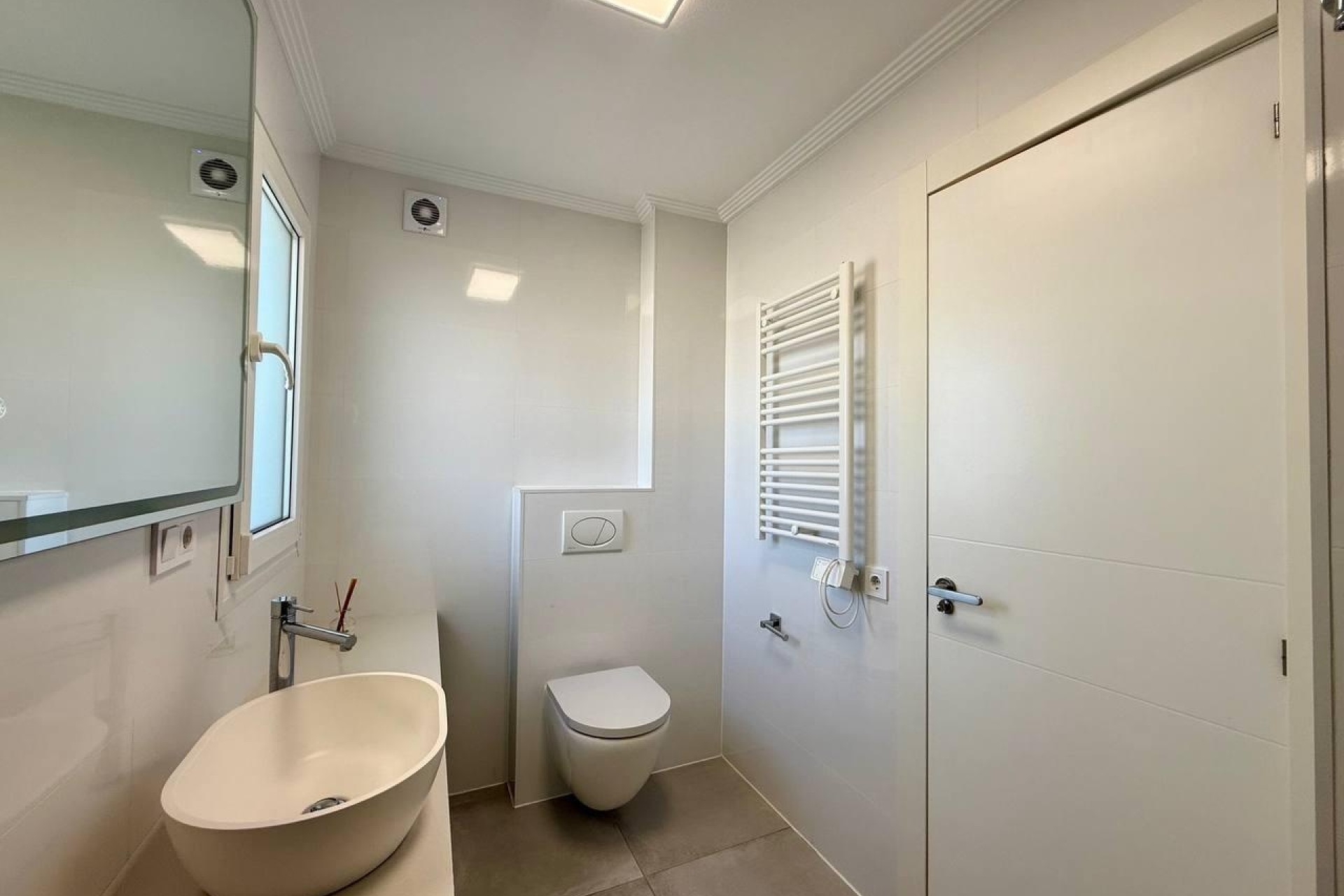 Herverkoop - Appartement / Flat -
Torrevieja - Nueva Torrevieja
