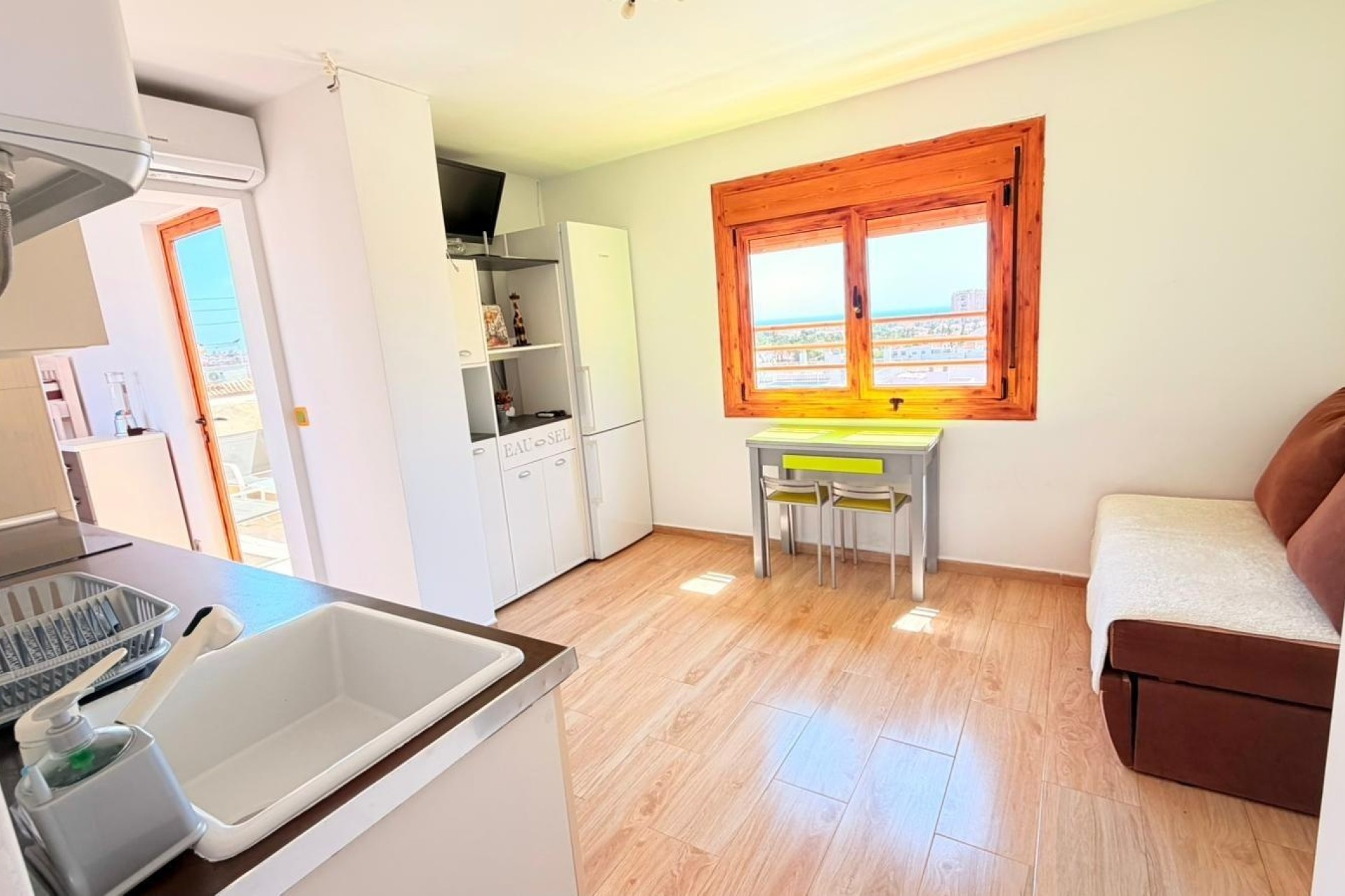 Herverkoop - Appartement / Flat -
Torrevieja - Nueva Torrevieja