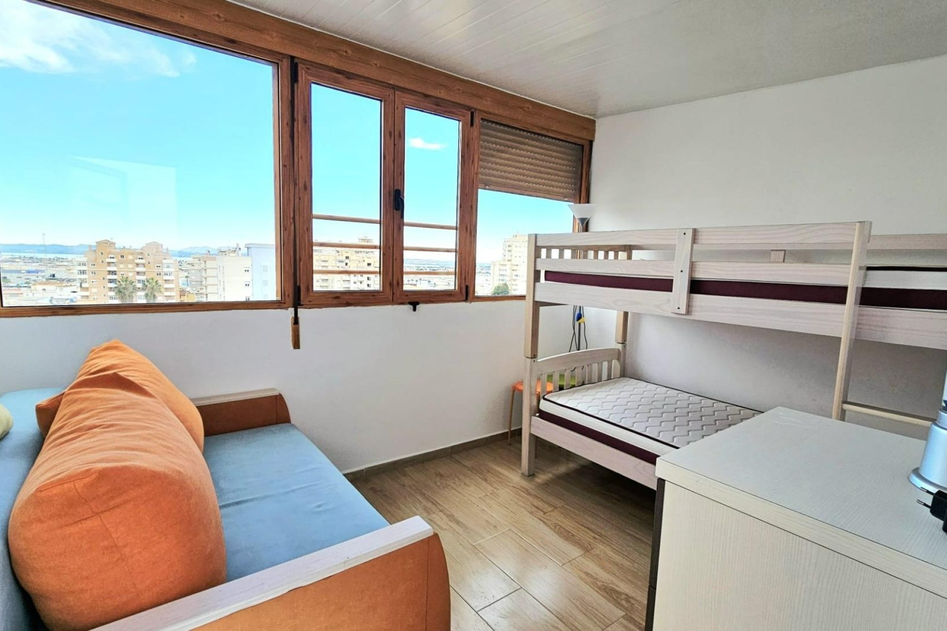 Herverkoop - Appartement / Flat -
Torrevieja - Nueva Torrevieja