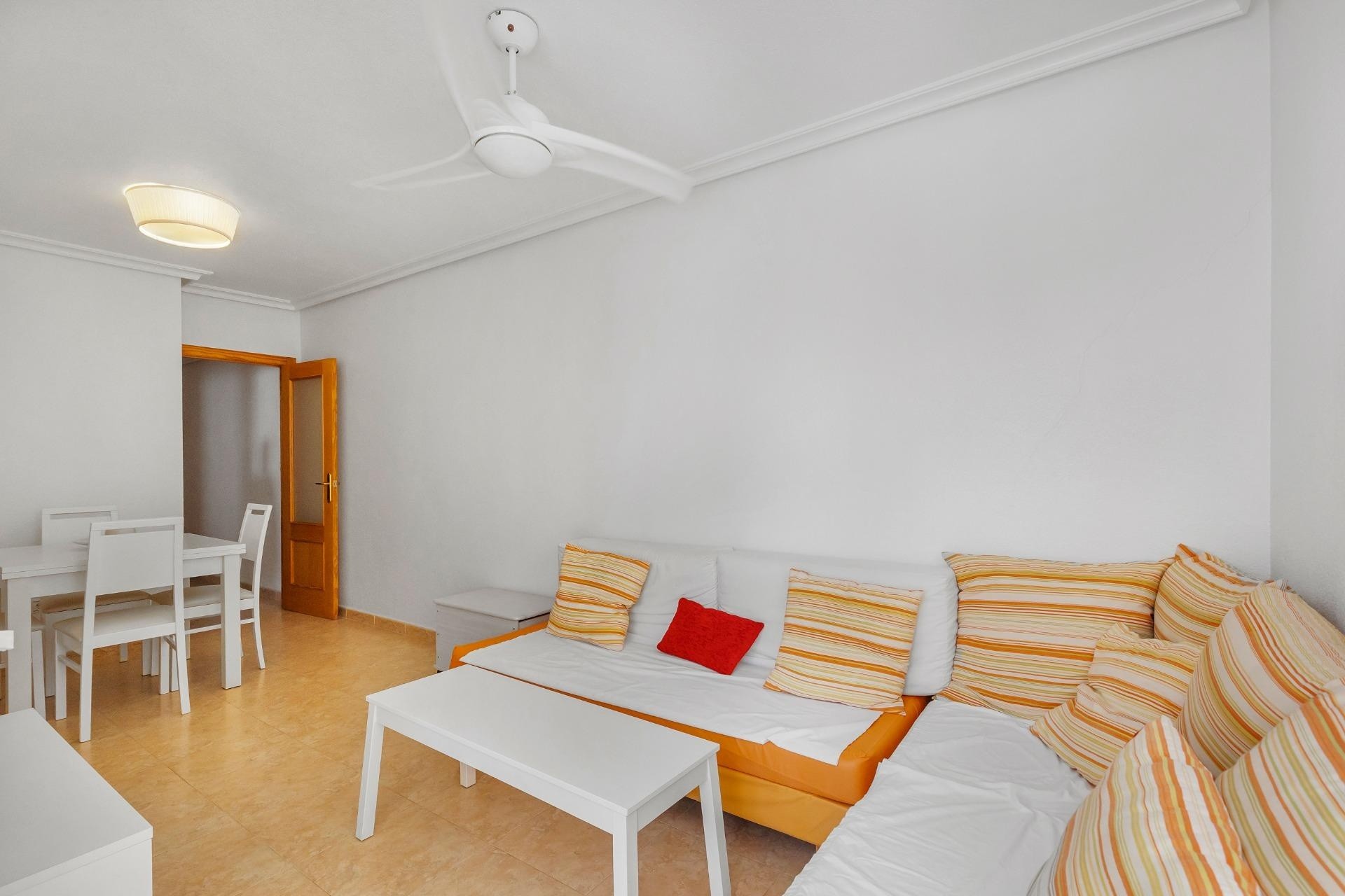Herverkoop - Appartement / Flat -
Torrevieja - Nueva Torrevieja
