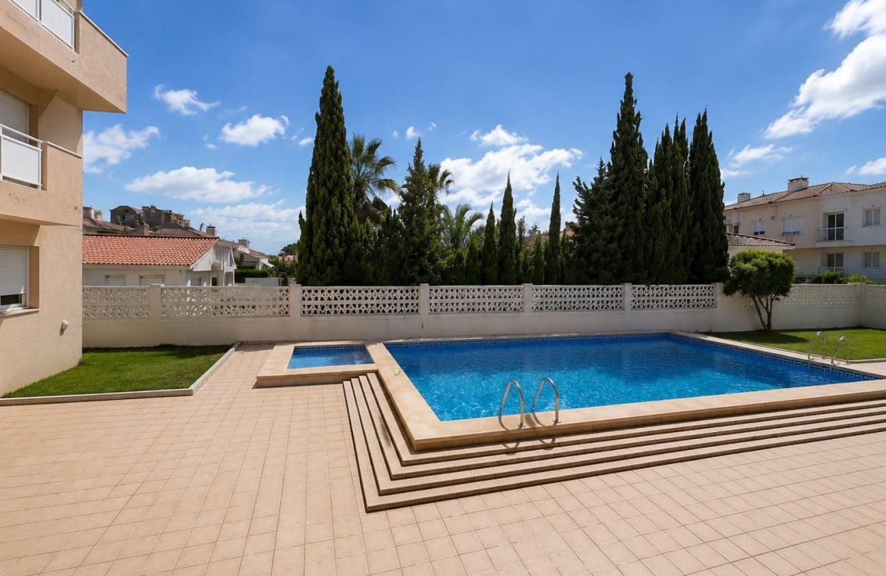 Herverkoop - Appartement / Flat -
Torrevieja - Nueva Torrevieja