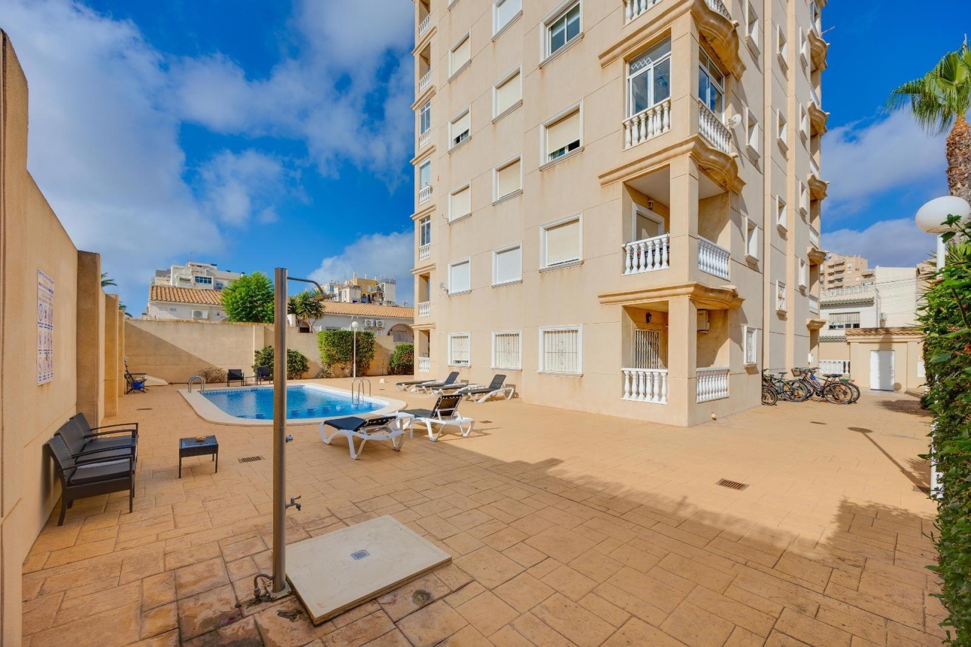 Herverkoop - Appartement / Flat -
Torrevieja - Nueva Torrevieja