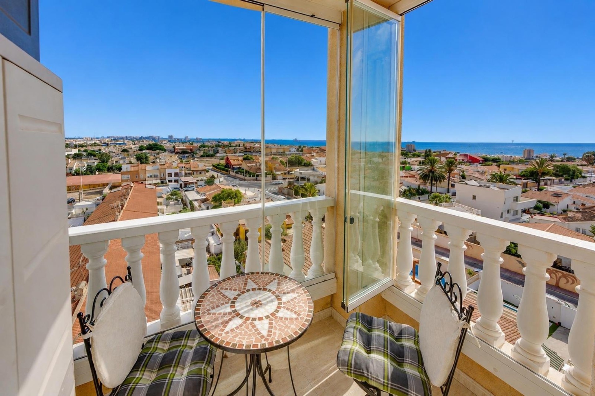 Herverkoop - Appartement / Flat -
Torrevieja - Nueva Torrevieja