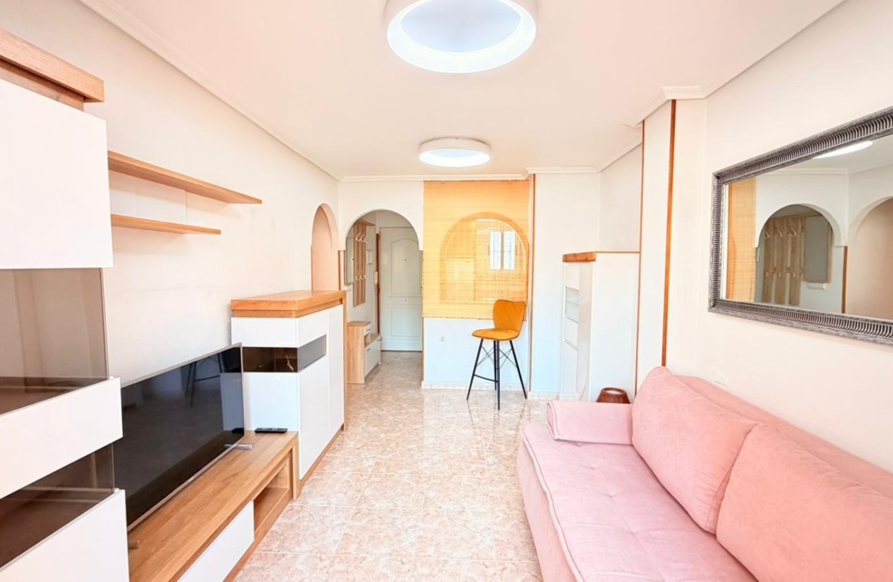 Herverkoop - Appartement / Flat -
Torrevieja - Nueva Torrevieja