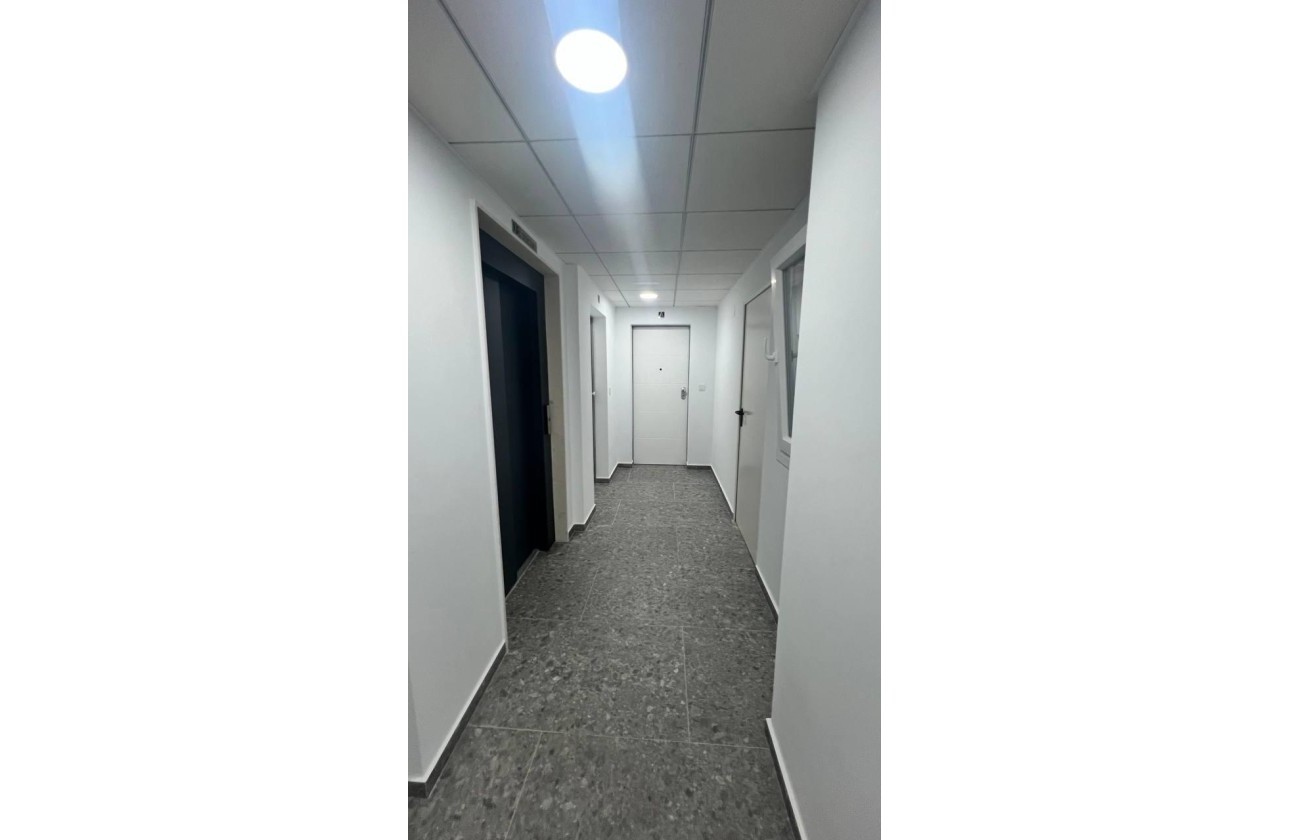 Herverkoop - Appartement / Flat -
Torrevieja - Parque de las Naciones