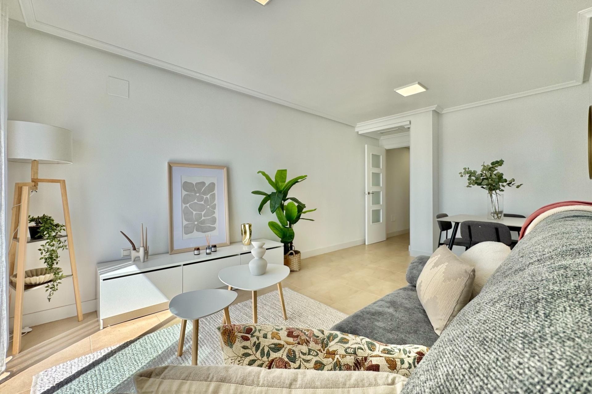 Herverkoop - Appartement / Flat -
Torrevieja - Parque de las Naciones