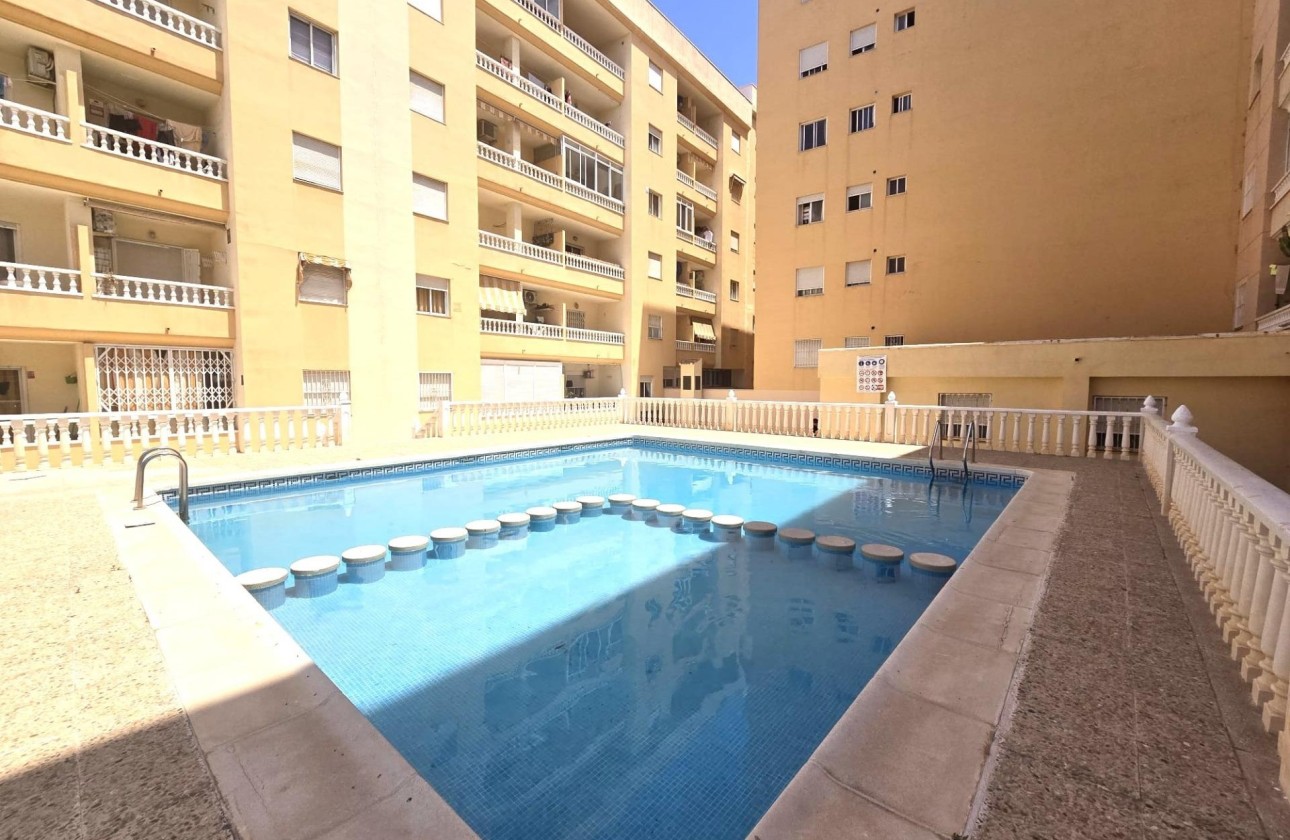 Herverkoop - Appartement / Flat -
Torrevieja - Parque de las Naciones