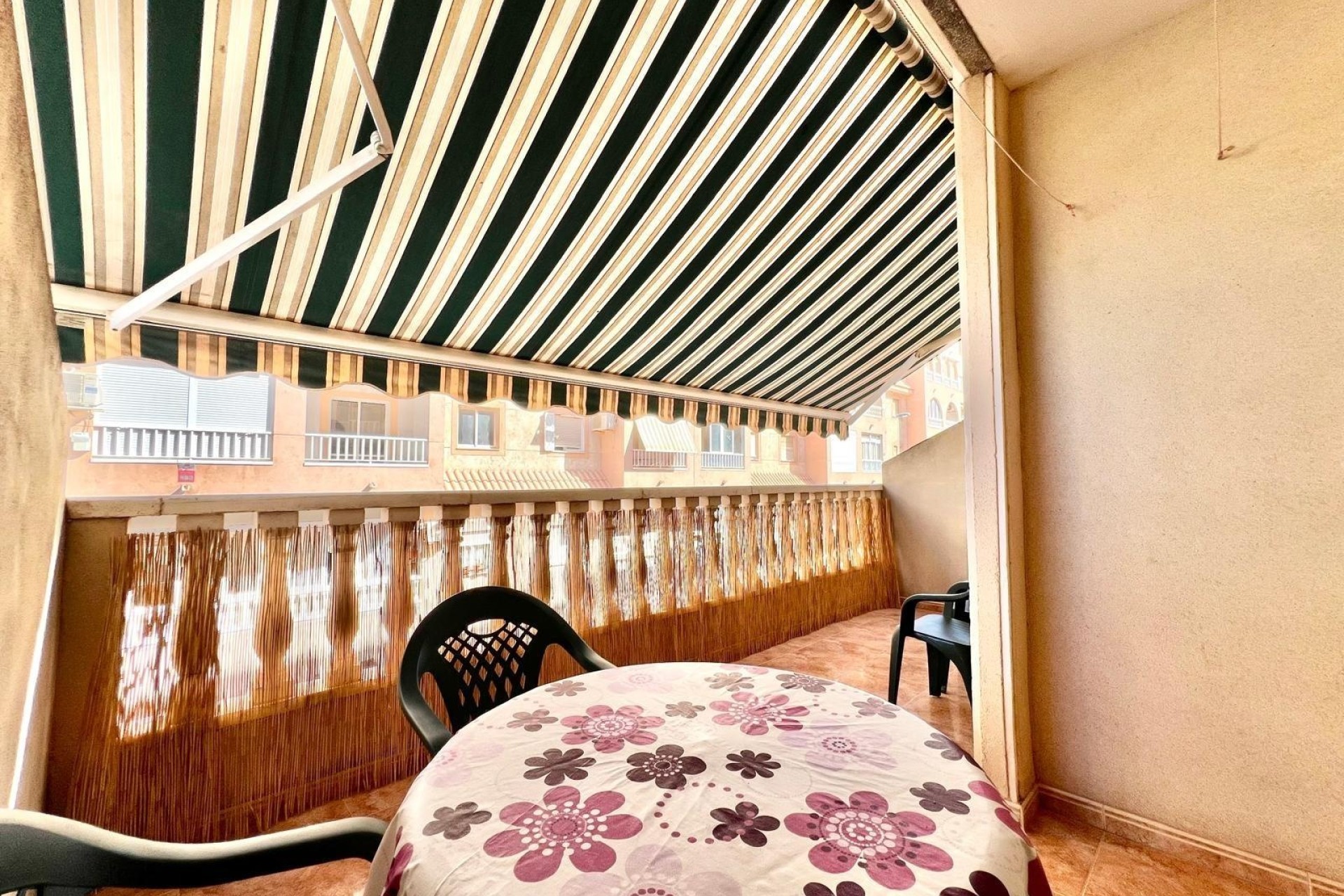 Herverkoop - Appartement / Flat -
Torrevieja - Parque de las Naciones