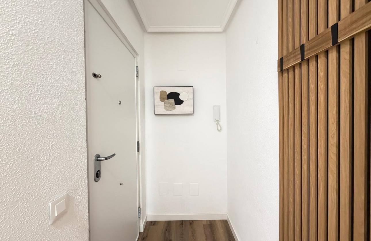 Herverkoop - Appartement / Flat -
Torrevieja - Parque de las Naciones